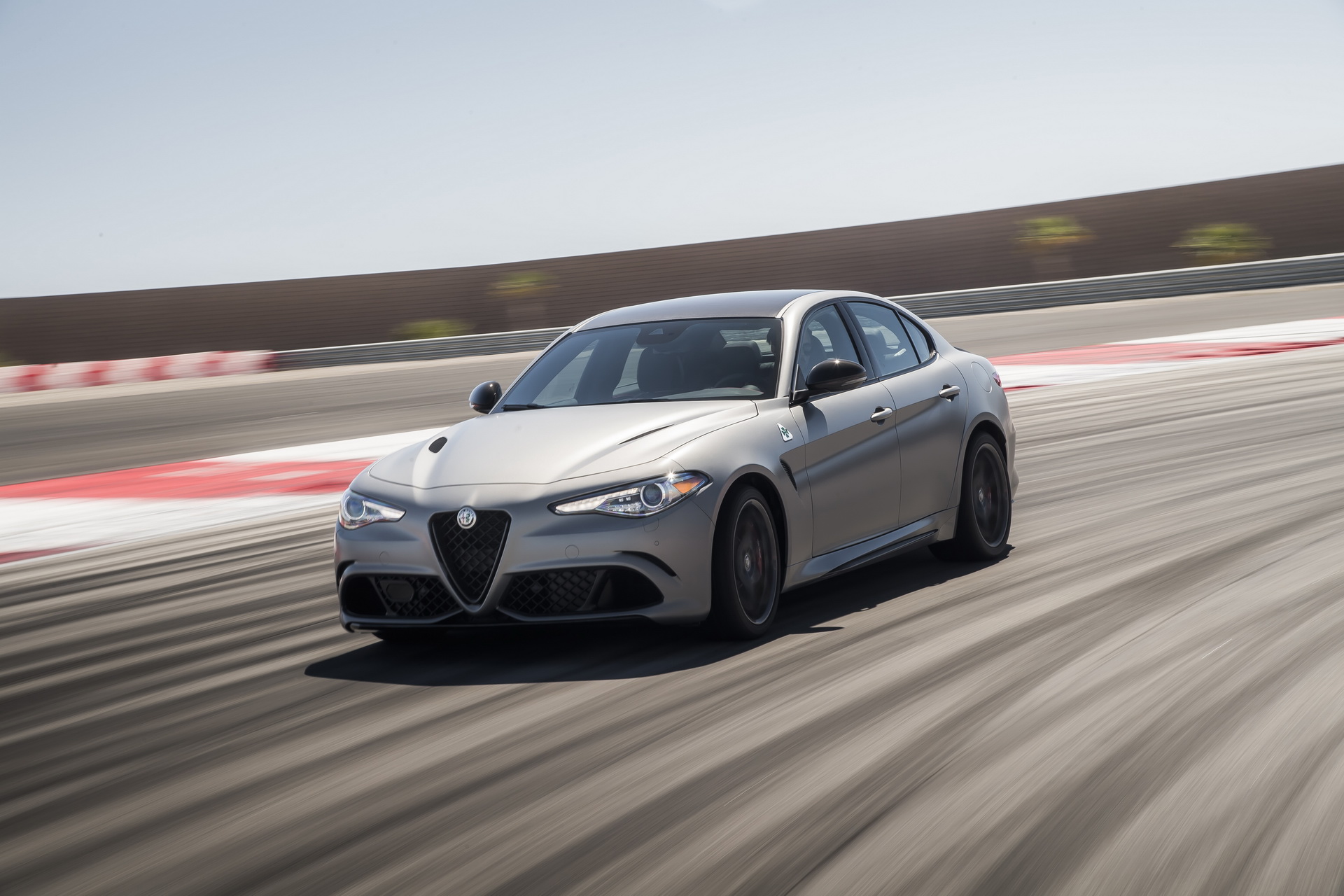 Alfa-Romeo-Giulia-Stelvio-NRing-NY-02 North America’s Getting 110 Alfa Romeo Giulia & Stelvio Quadrifoglio NRing Editions