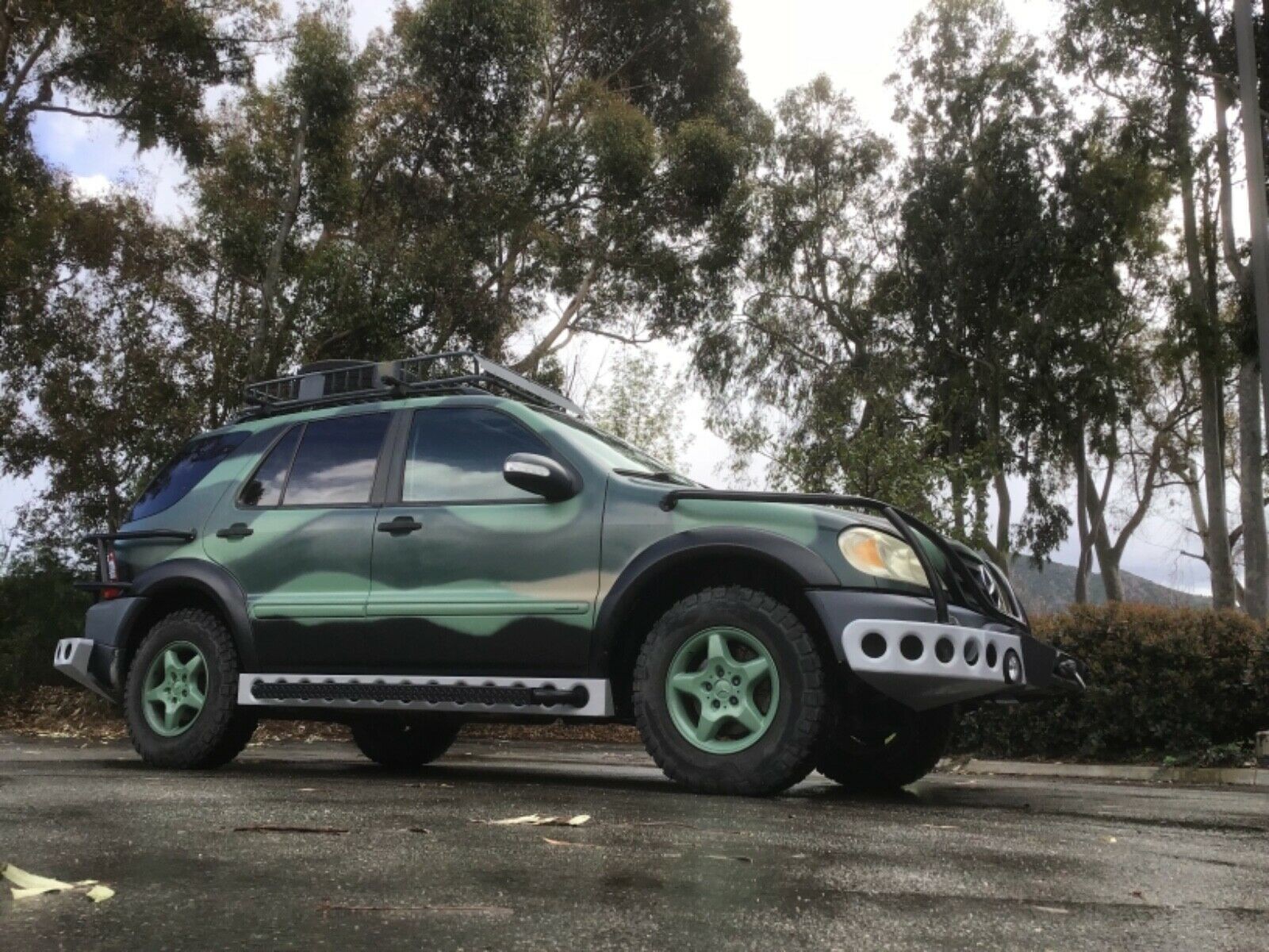 Mercedes ML Jurassic Park-11 Mercedes ML Jurassic Park Movie Prop Is Here To Save Us From Extinction