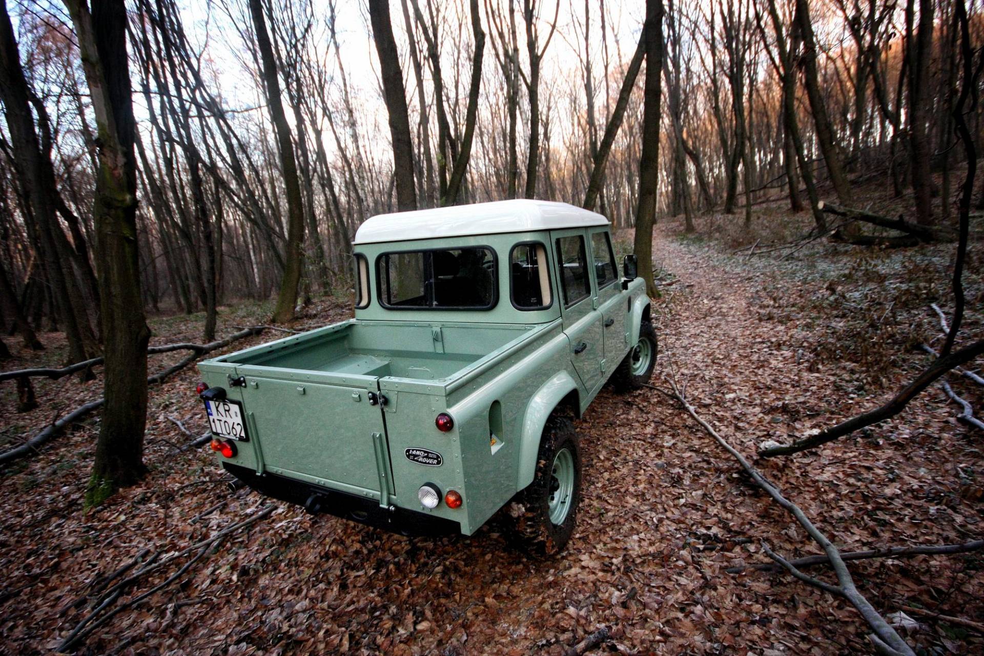 Land Rover Defender Crew Cab Pickup by Land Serwis 6 For €60k, A Polish Company Will Build You A Classic Defender From Scratch