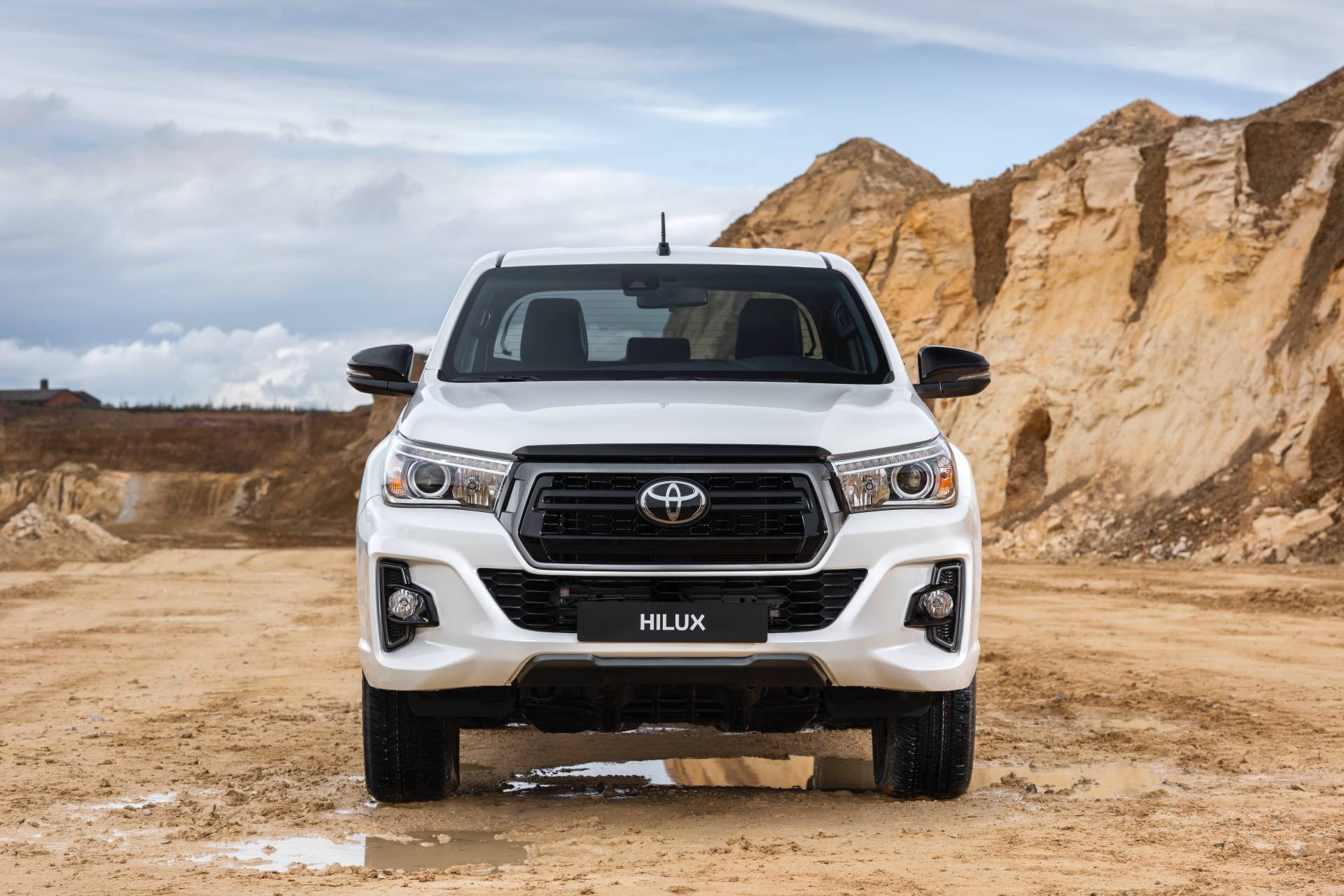 2019 Toyota Hilux Special Edition 28 Toyota Wants To Make The Hilux A “Lifestyle Choice” With 2019 Special Edition