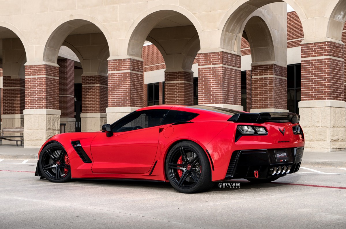 Strasse-Wheels-Corvette-9 Torch Red C7 Corvette Z06 Looks Great On 20-Inch Black Alloys