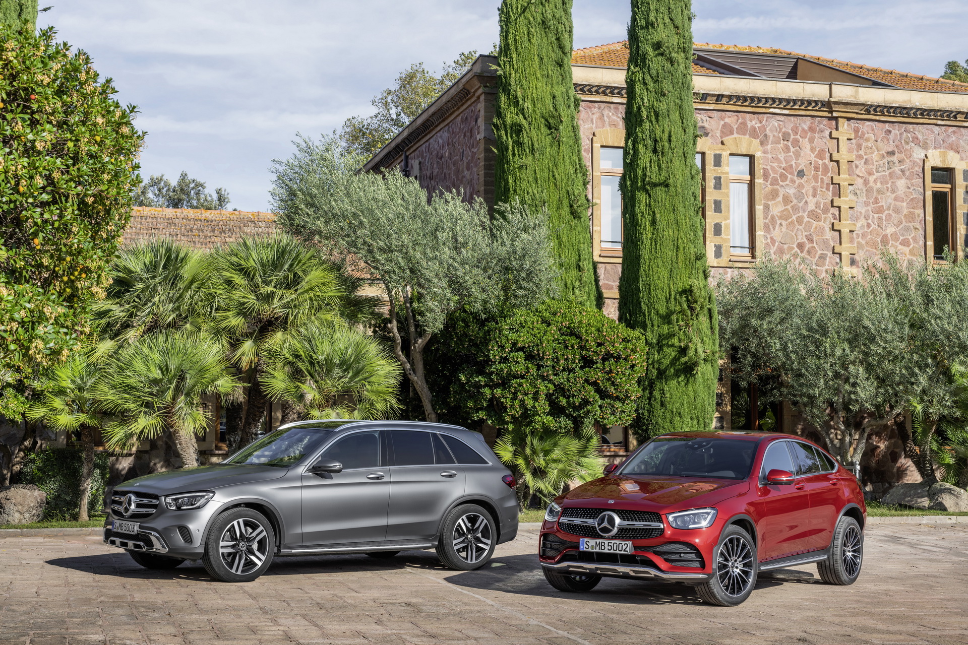 2019-Mercedes-GLC-GLC-COUPE-20 2019 Mercedes GLC And GLC Coupe Now Available To Order In Europe