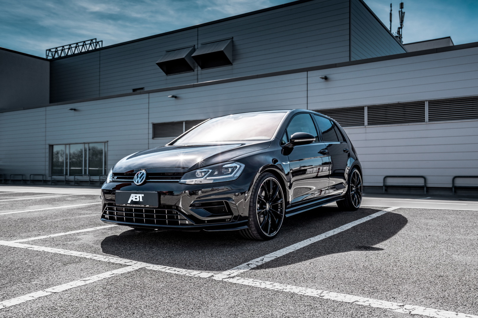 vw golf r mk7 tuning abt 6 VW Golf R Gets More Power And A Revised Stance From ABT