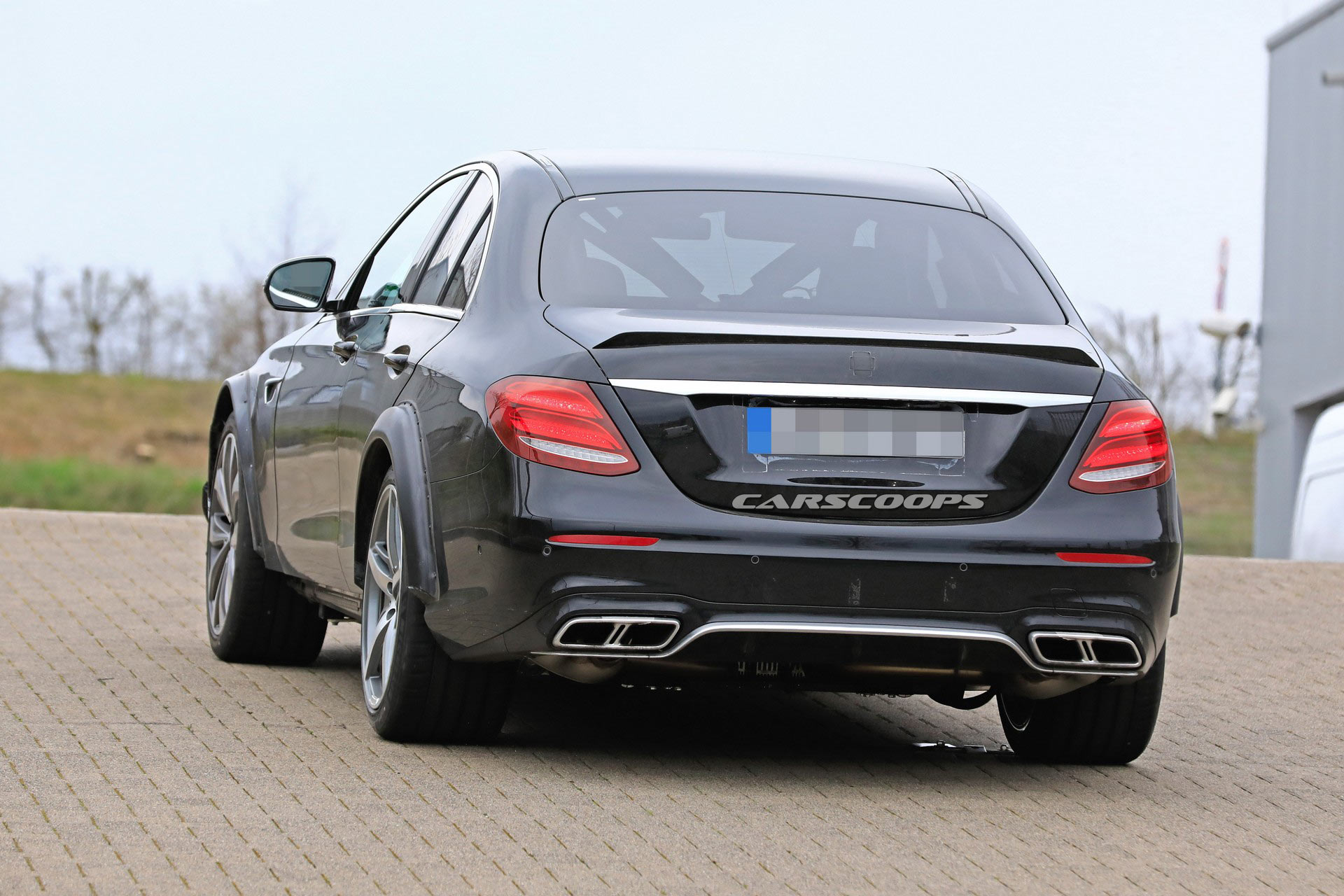 2022-Mercedes-SL-Mule-12 Funny Looking Chopped E-Class Could In Fact Be A Mercedes SL Mule