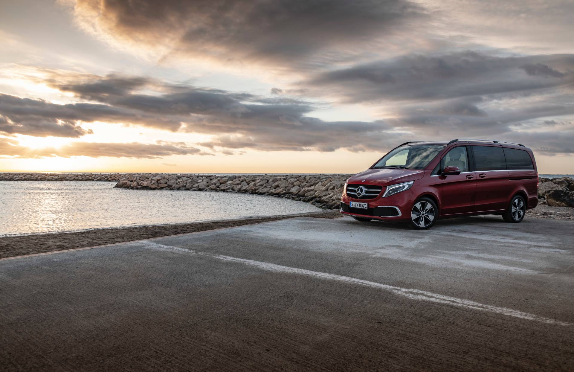 2019 Mercedes-Benz V-Class facelift 78 2019 V-Class: The Mercedes Of Minivans Reveals Updates In Mega Gallery