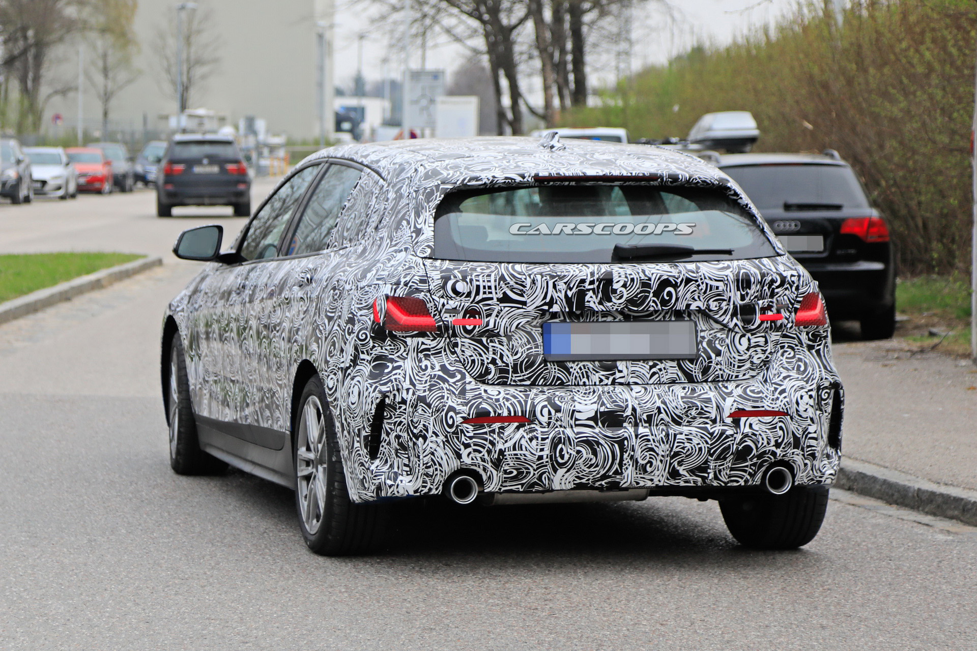 2020 bmw 1 series spied with less front camo 7 2020 BMW 1-Series: Here’s A Better Look At FWD Hatch’s Face