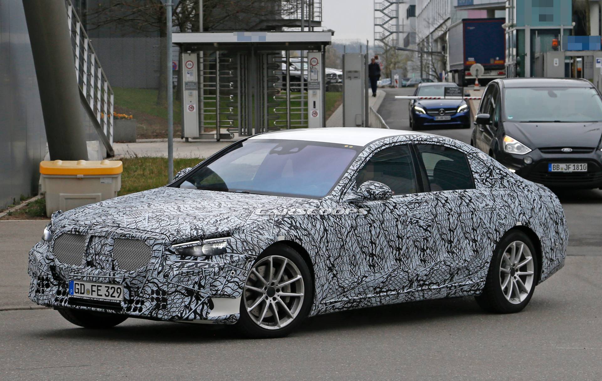2020 Mercedes-Benz S-Class spy shots 6 2020 Mercedes S-Class Spied Again, Offers First Look At New Grille