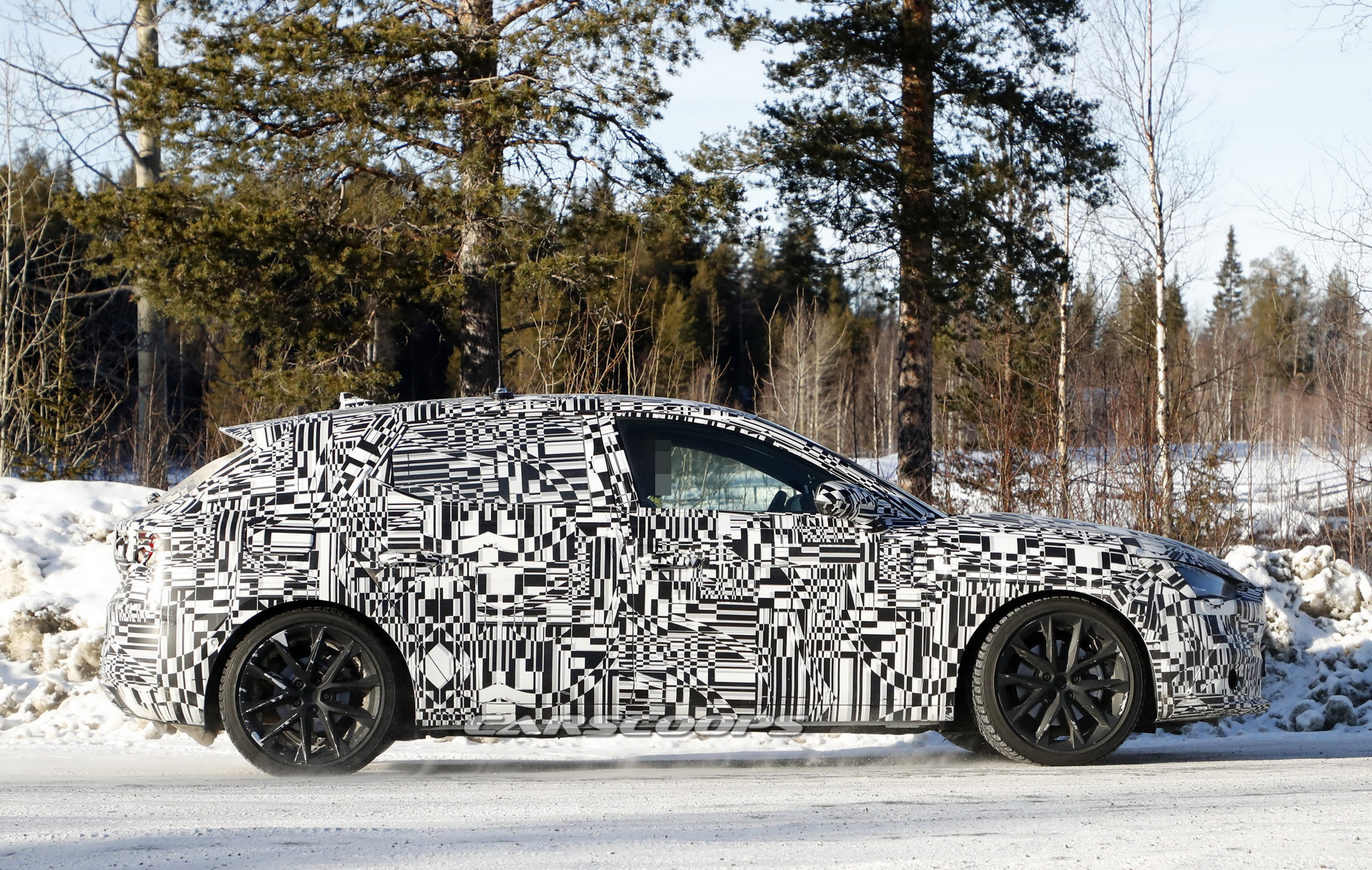 2020-Seat-Leon-Scoop-06 2020 Seat Leon: Everything We Know So Far On VW Golf’s Sportier Cousin