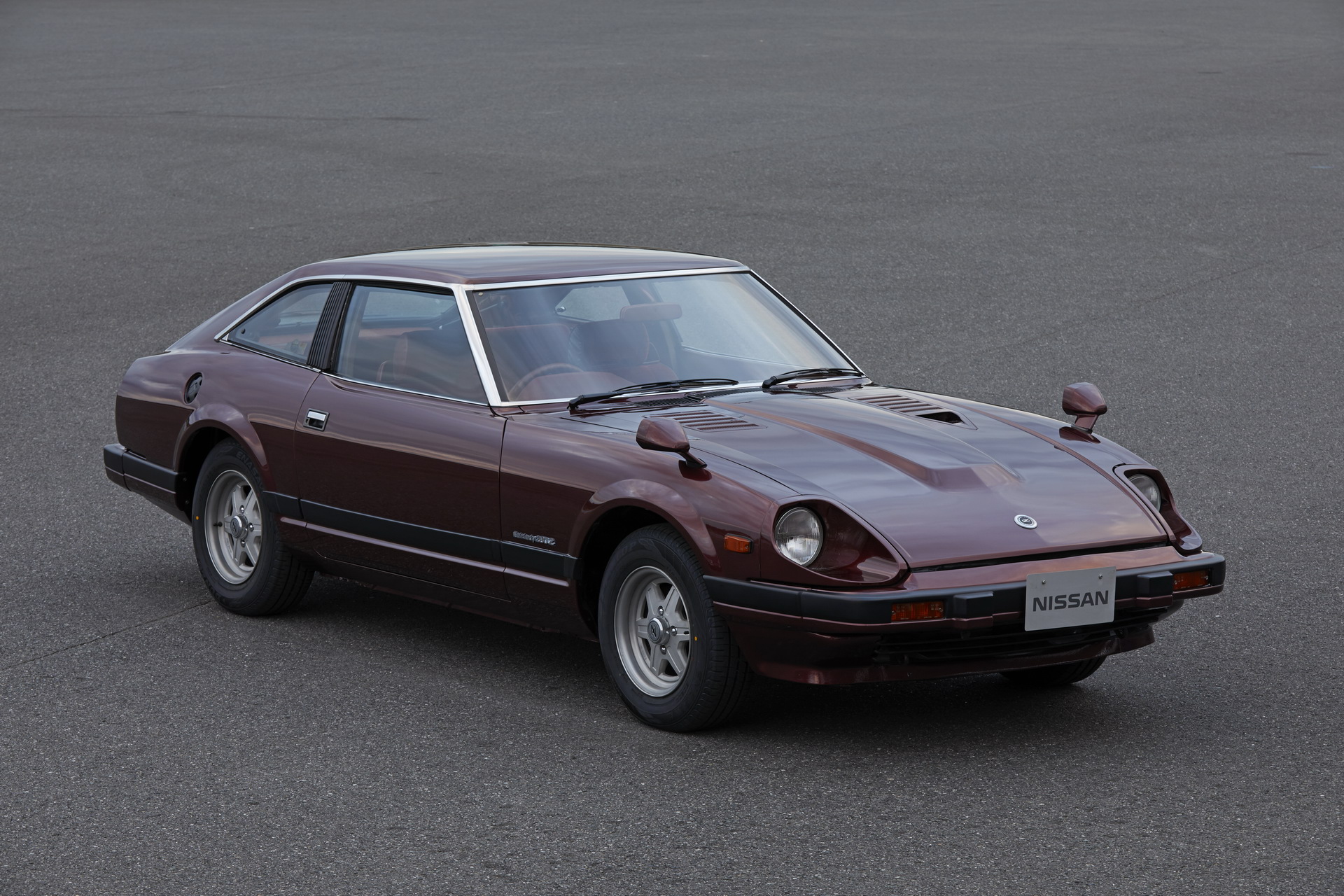 2020 Nissan 370Z 50th Anniversary Edition Gets ’70s-era 240Z Throwback Color Scheme