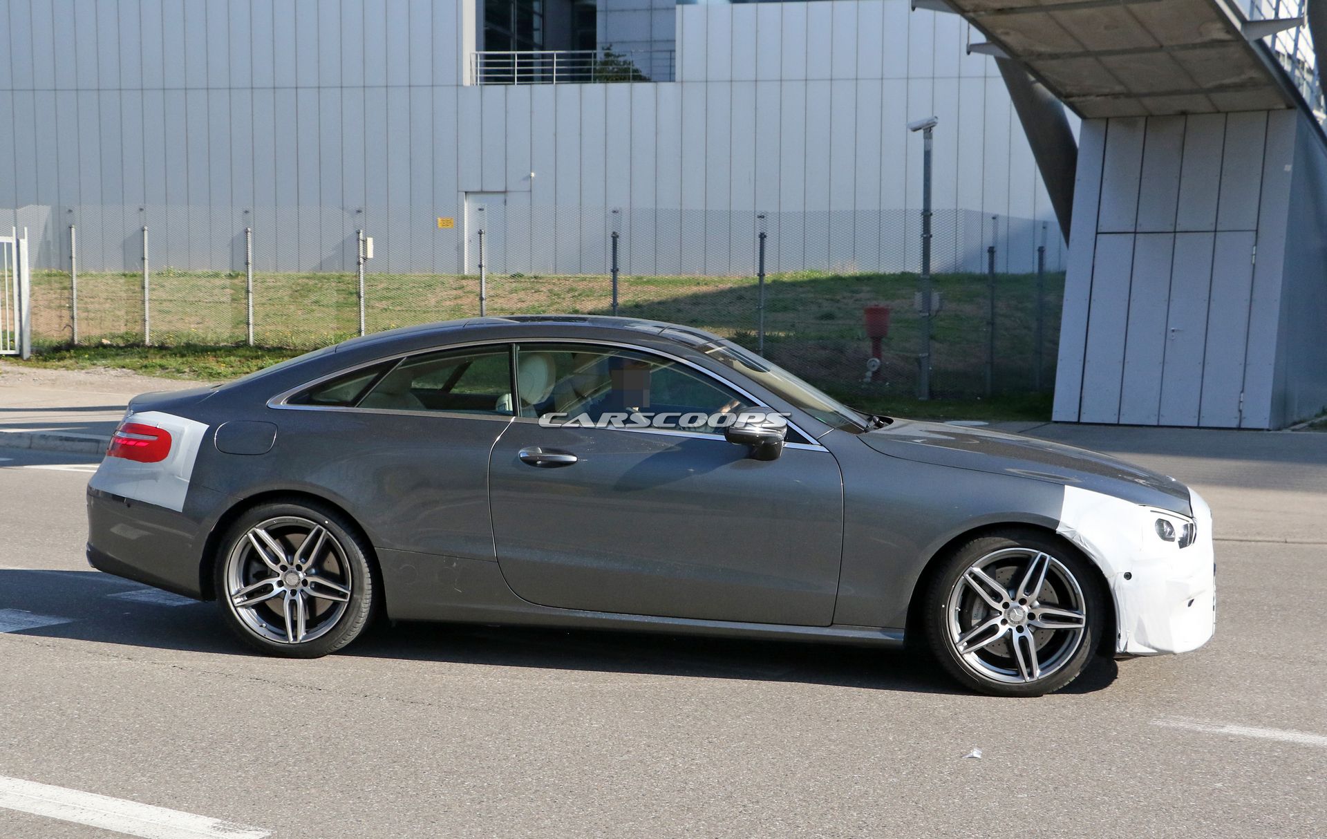 Mercedes EClass Coupe Spy Shots 7 2020 Mercedes-Benz E-Class Coupe Facelift Will Look Very Familiar