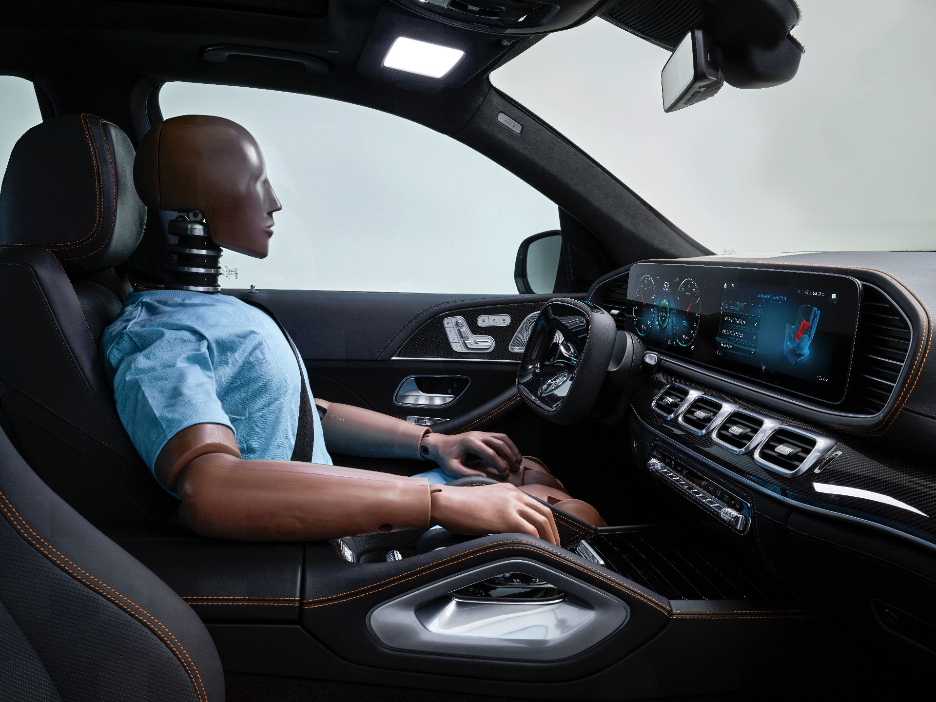 Das Experimental-Sicherheits-Fahrzeug (ESF) 2019
The Experimental Safety Vehicle (ESF) 2019 Mercedes’ New Experimental Safety Vehicle Points Towards The Future