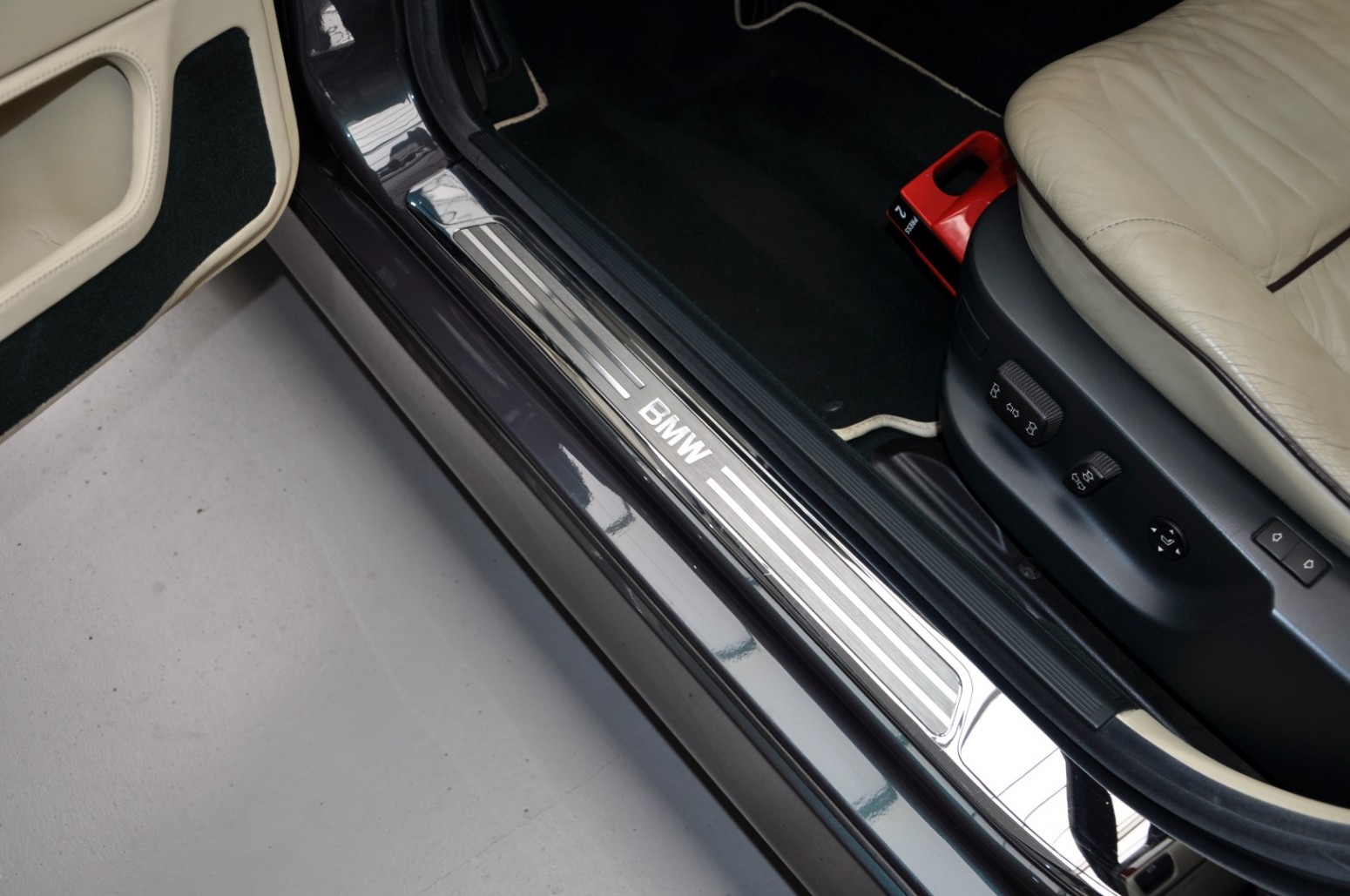 1999 bmw 750il 42 Get Your 1990s BMW Fix With These Beautiful Individual 850Ci And 750iL