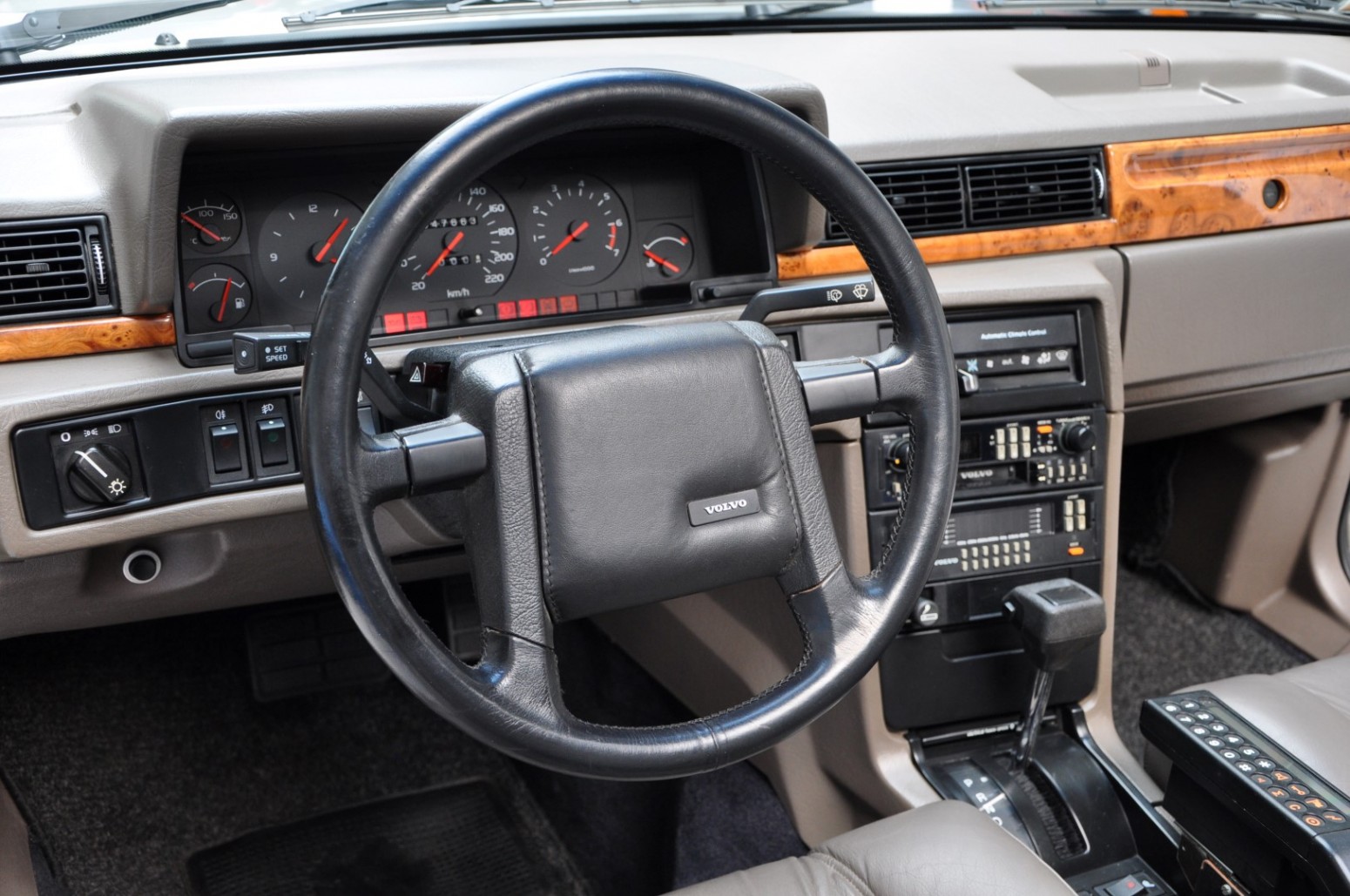 1988 Volvo 780 Coupe Bertone 20 Pristine 1988 Volvo 780 Coupe Blends Bertone Styling With Swedish Flair For €47,500