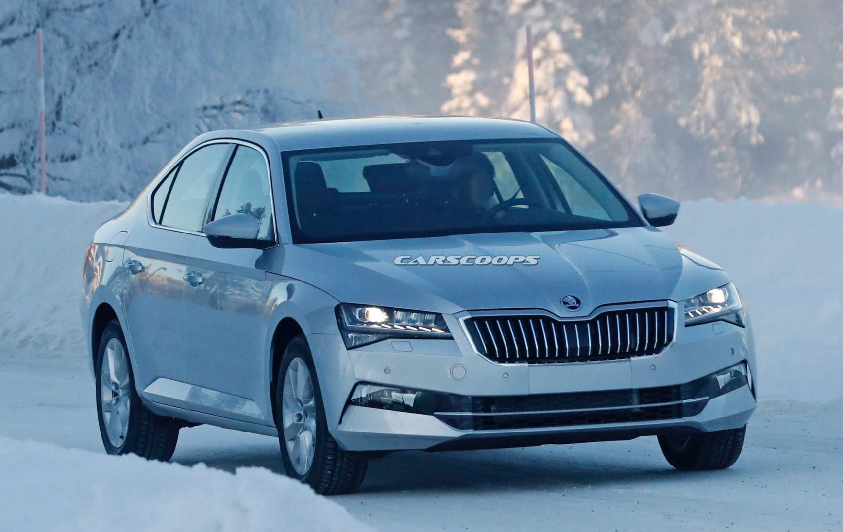 2020 skoda superb 5 Skoda To Unveil Facelifted 2020 Superb On May 23
