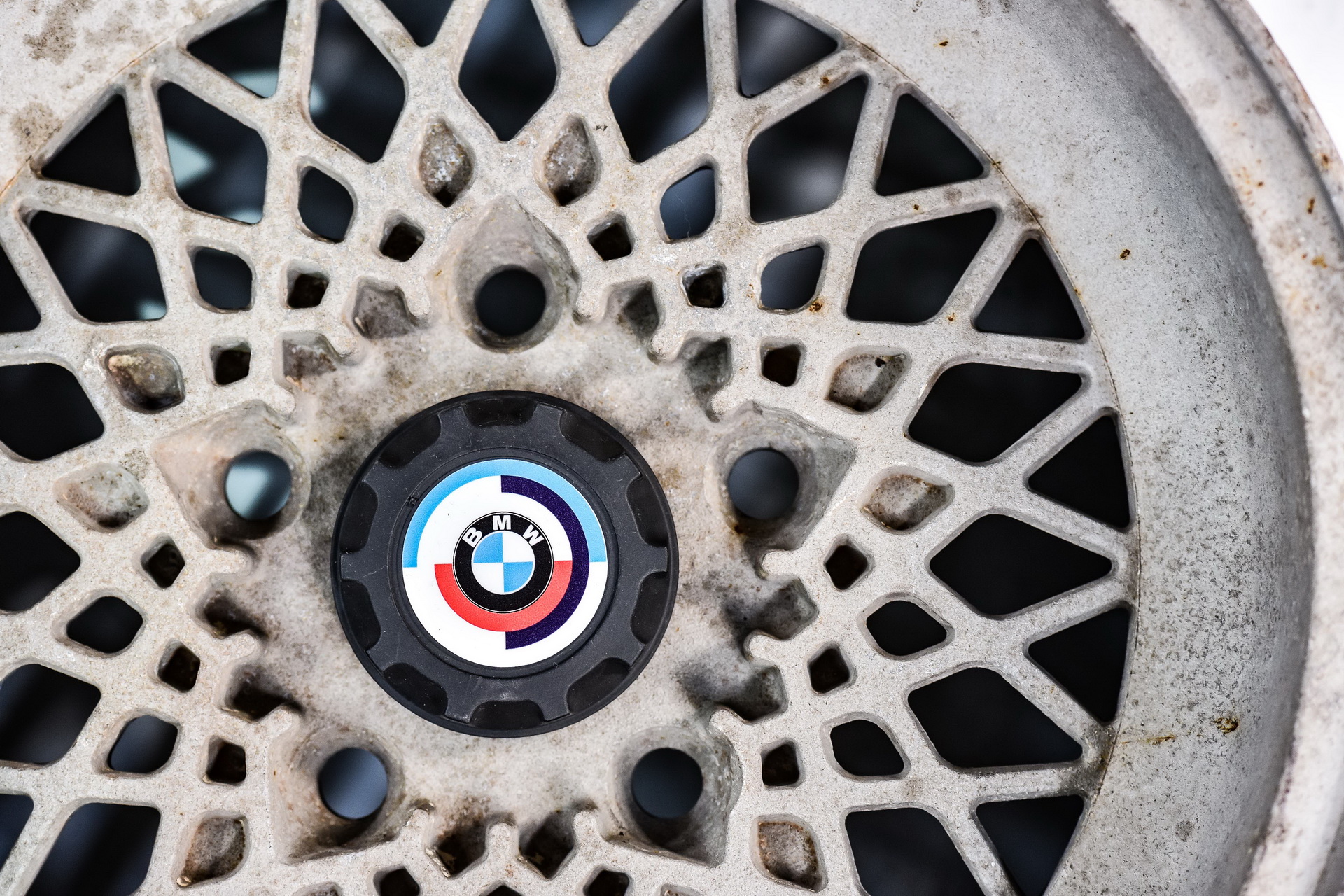 BMW-530-MLE-158 BMW Restoring Its First Unofficial M Car, A 530 MLE Homologation Special From 1976