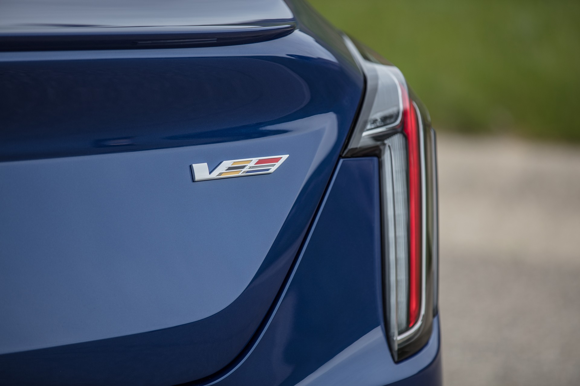 2020 Cadillac CT4-V Is Larger Outside, Smaller Inside Than ATS