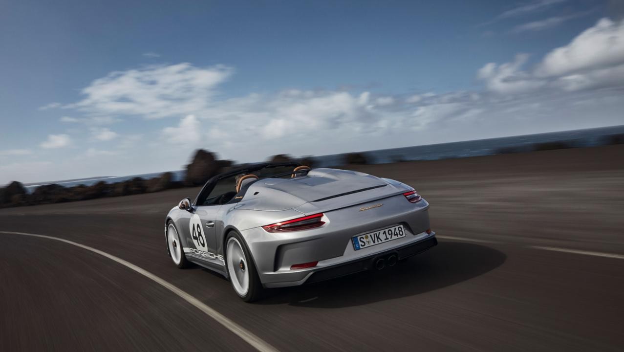 2019 Porsche 911 Speedster-15 Porsche Puts A $274,500 Price Tag On New 911 Speedster, Starts Accepting Orders