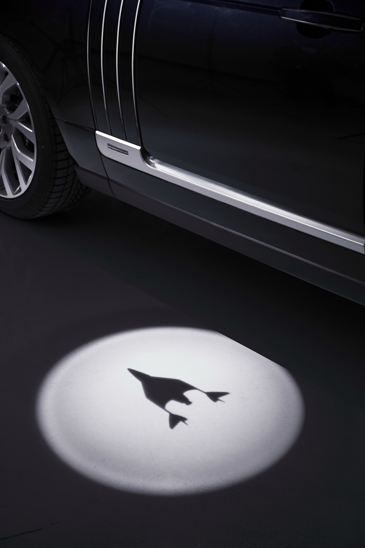 range rover astronaut edition virgin galactic 10 New Range Rover SVO Astronaut Edition Can Be Yours As Long As You Go To Space