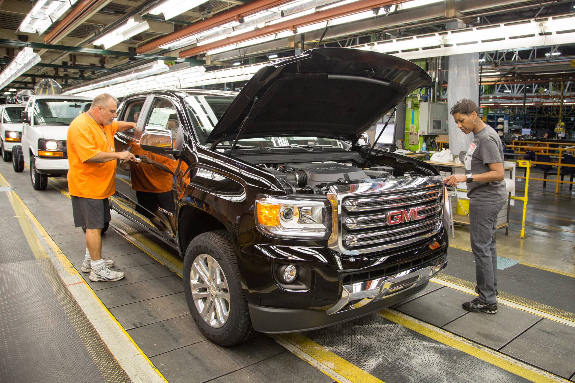 GM Wentzville plant assembly line 6 GM Said To Plan $1 Billion Investment To Expand Missouri Truck/Van Plant