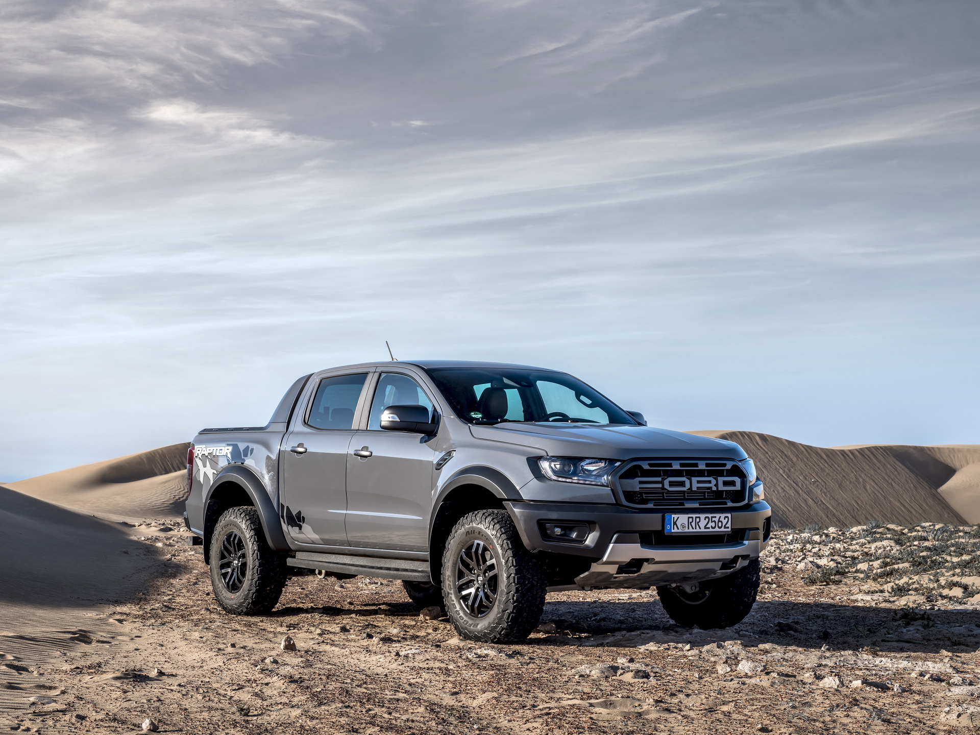 2019_FORD_RANGER_RAPTOR_01 Explore The 2019 Ford Ranger Raptor In 114 Images – And See What You’re Missing In The U.S.