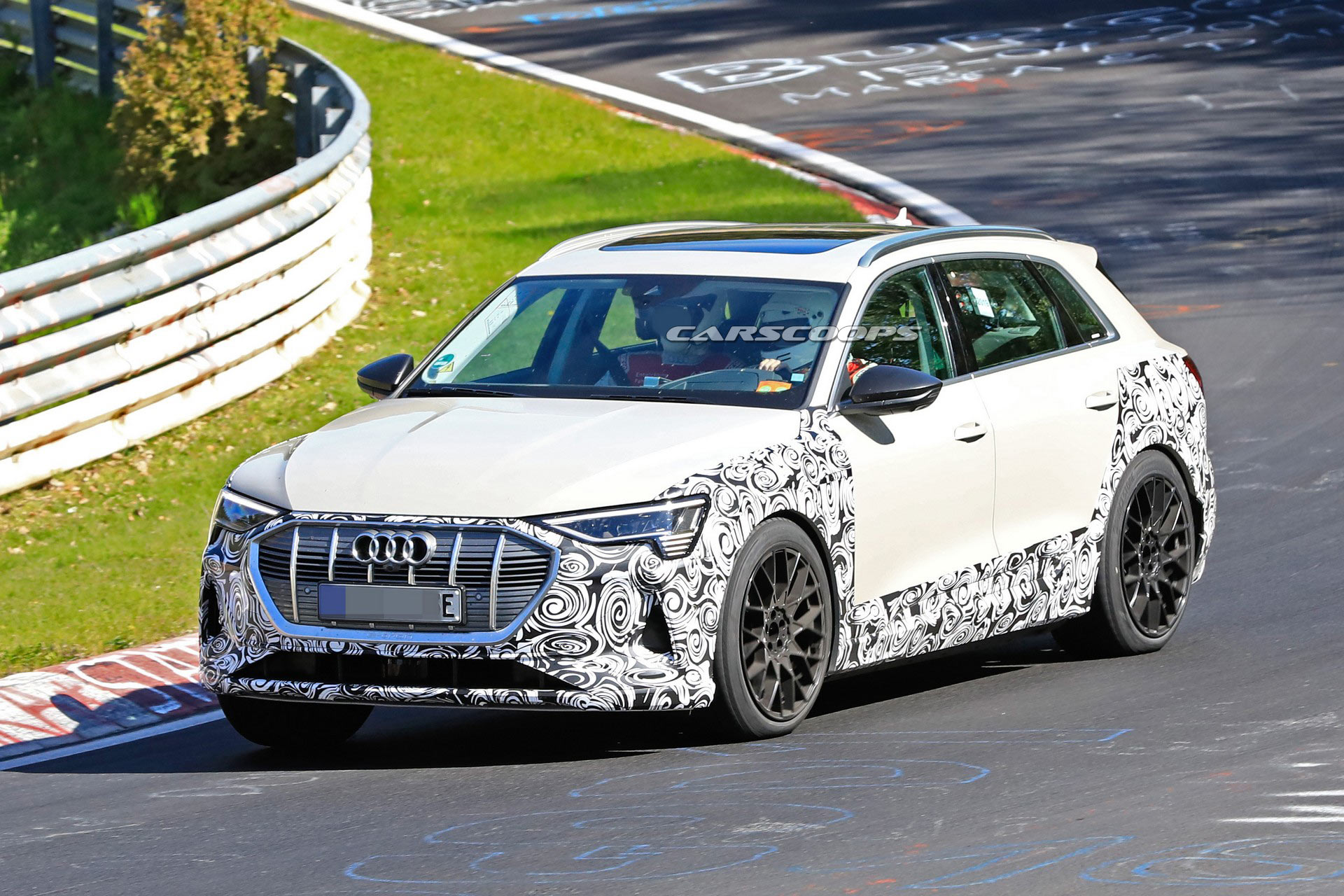 High-Performance Audi E-Tron Spied, Could Be The S Or RS Variant (New Photos)
