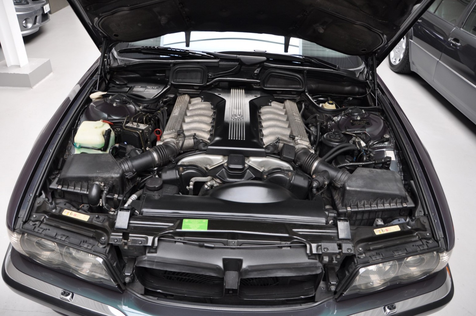 1999 bmw 750il 25 Get Your 1990s BMW Fix With These Beautiful Individual 850Ci And 750iL