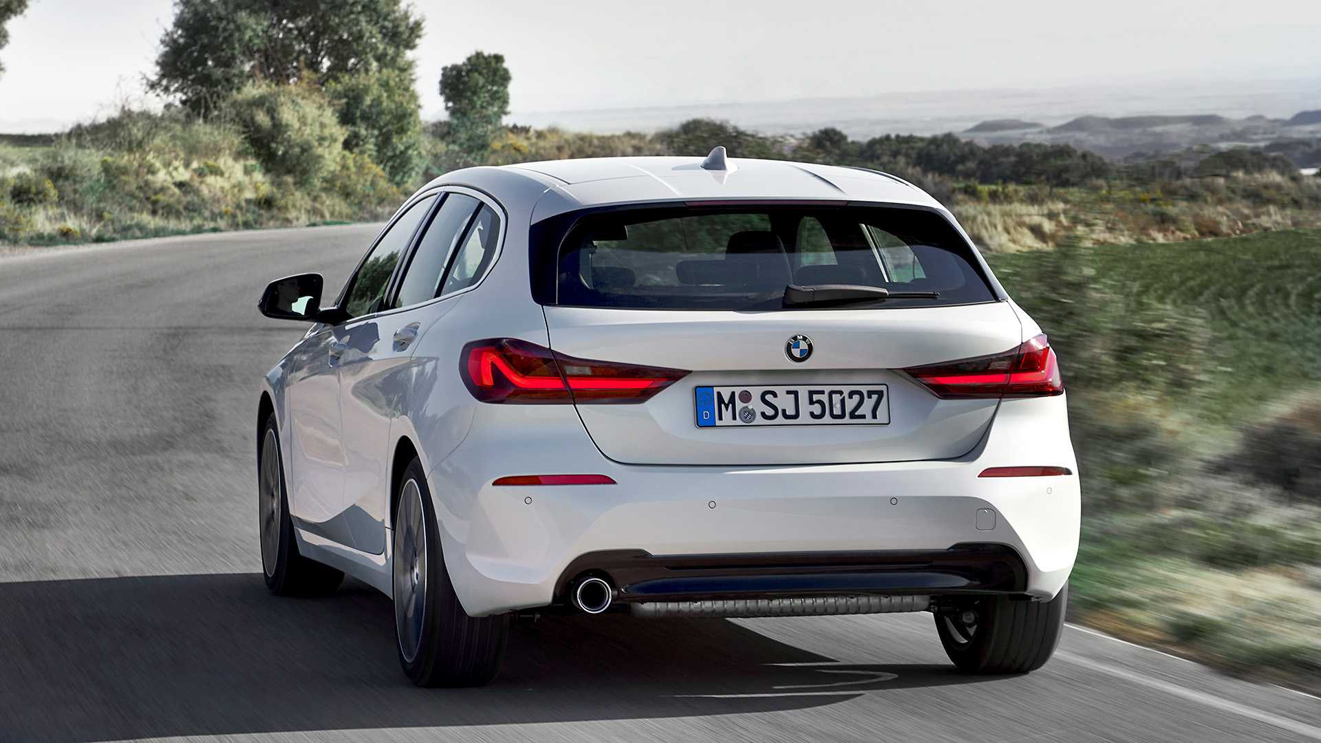 New BMW 1-Series Is FWD And Looks Just Like The X2