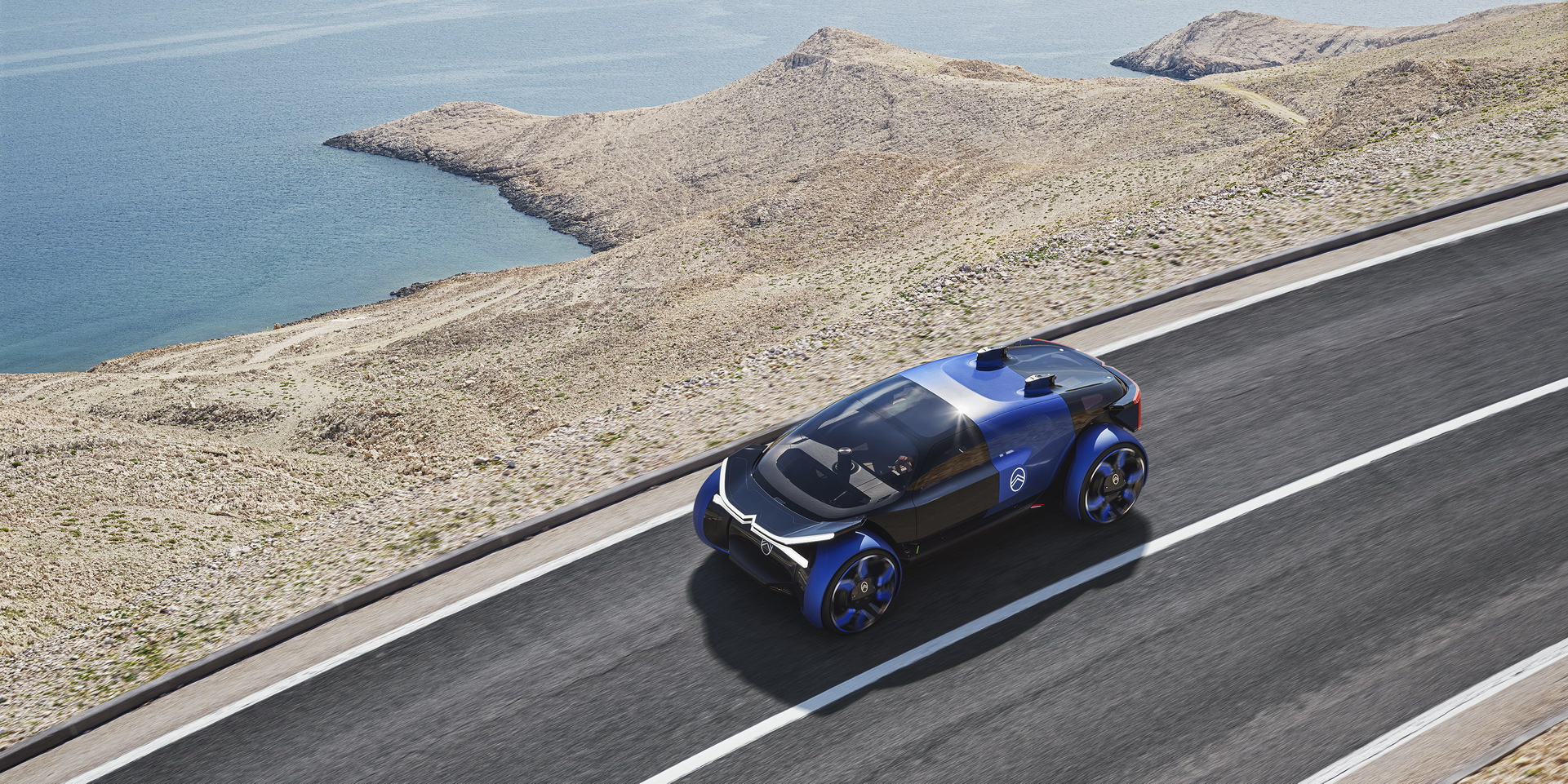 Citroen 19_19 CONCEPT 5 Citroen’s New Electric 19_19 Concept Has A 500 Mile Range And 30-inch Rims