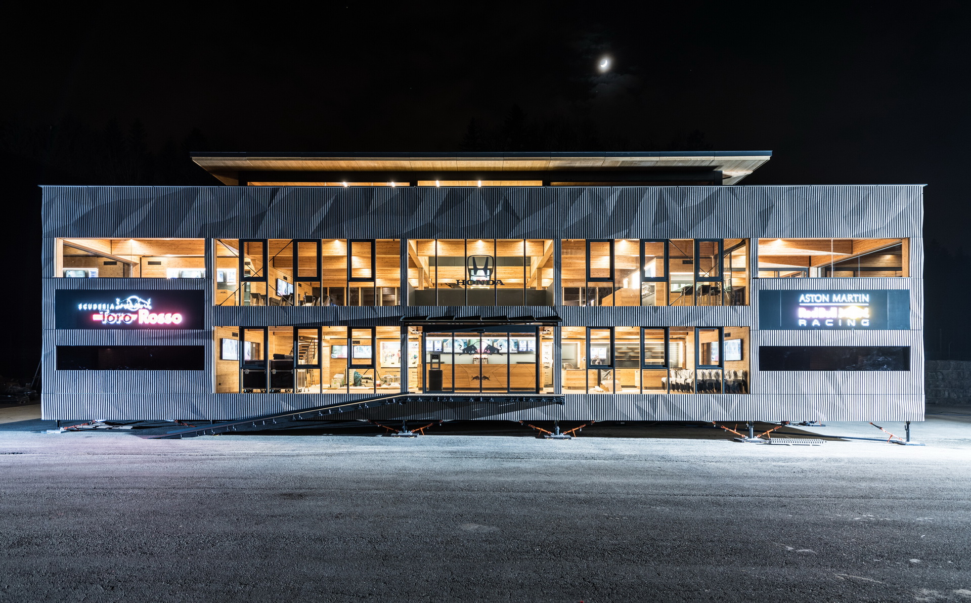 red bull toro rosso energy station 8 Red Bull And Toro Rosso’s New Home Away From Home Takes 32 Hours To Build