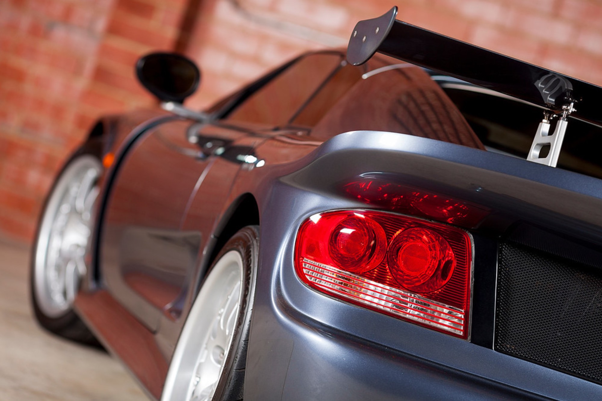 2005 Noble M12 GTO-3R Is For The Hardcore Driving Enthusiast