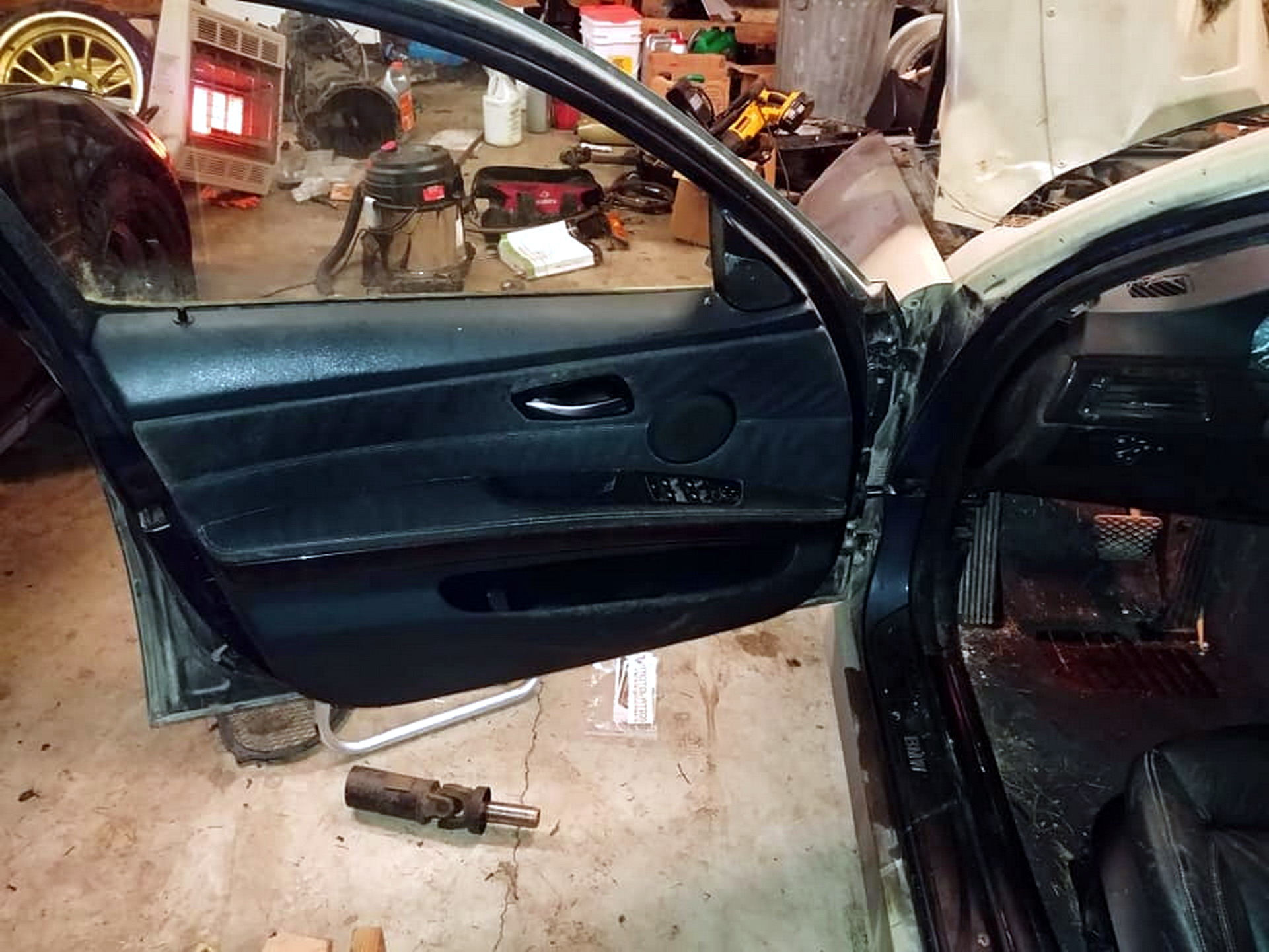 BMW Truck 8 Hey Randy, Here’s A BMW E90 3-Series Pickup (But What’s Up With Those “KKK” Initials?)