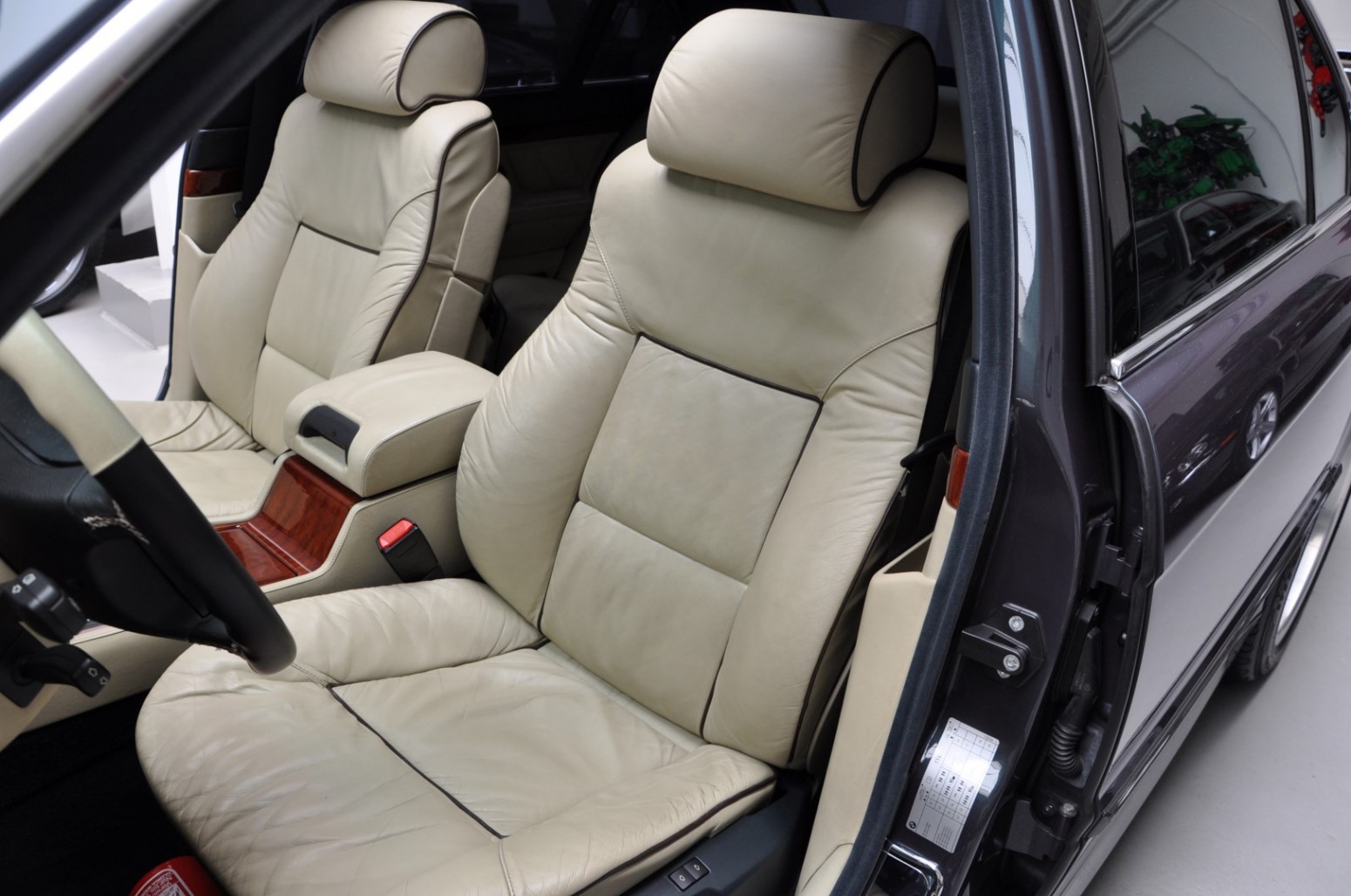 1999 bmw 750il 57 Get Your 1990s BMW Fix With These Beautiful Individual 850Ci And 750iL