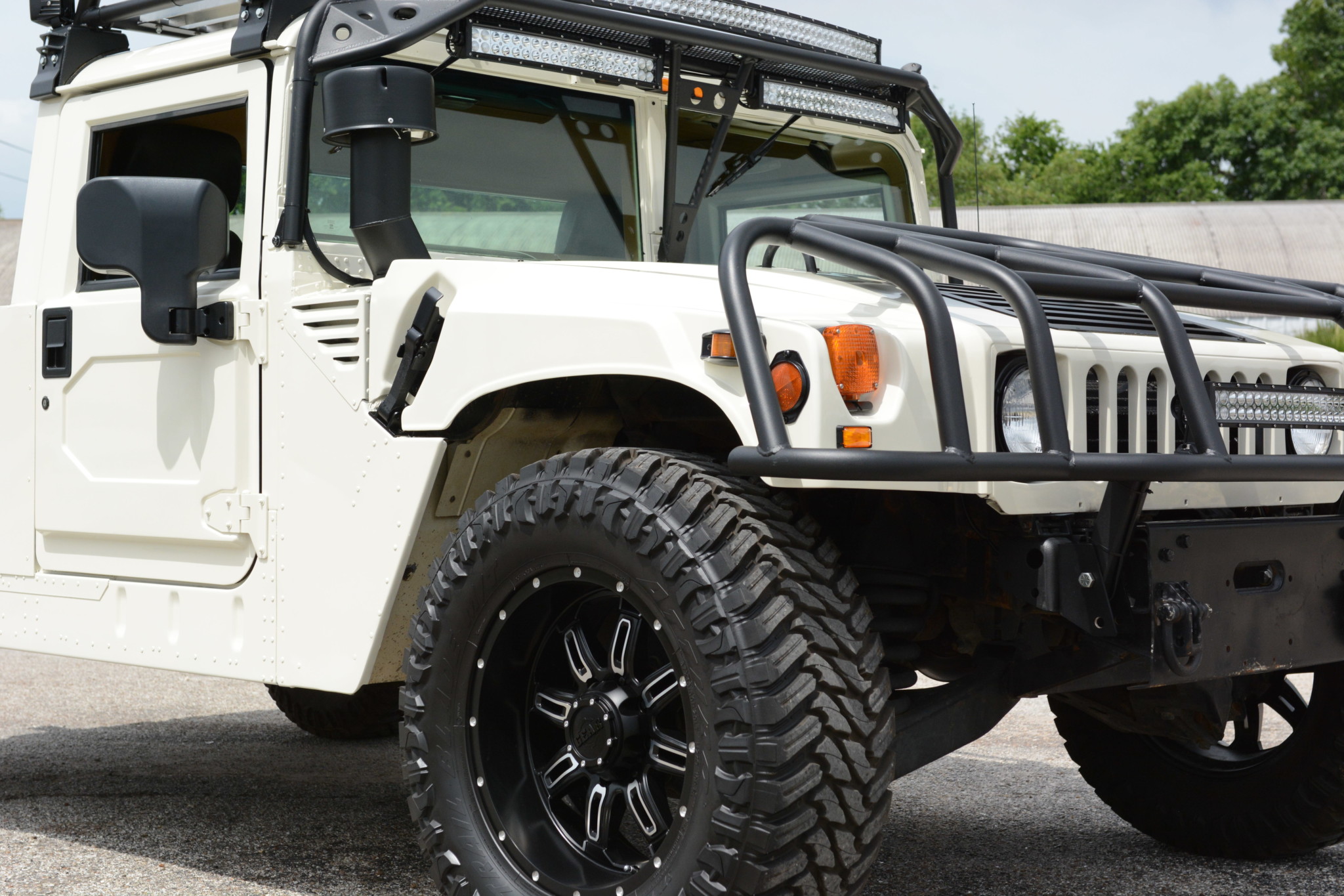 Hummer H1 19 For $40k, Would You Pick This Hummer H1 Pickup Or A Jeep Gladiator?