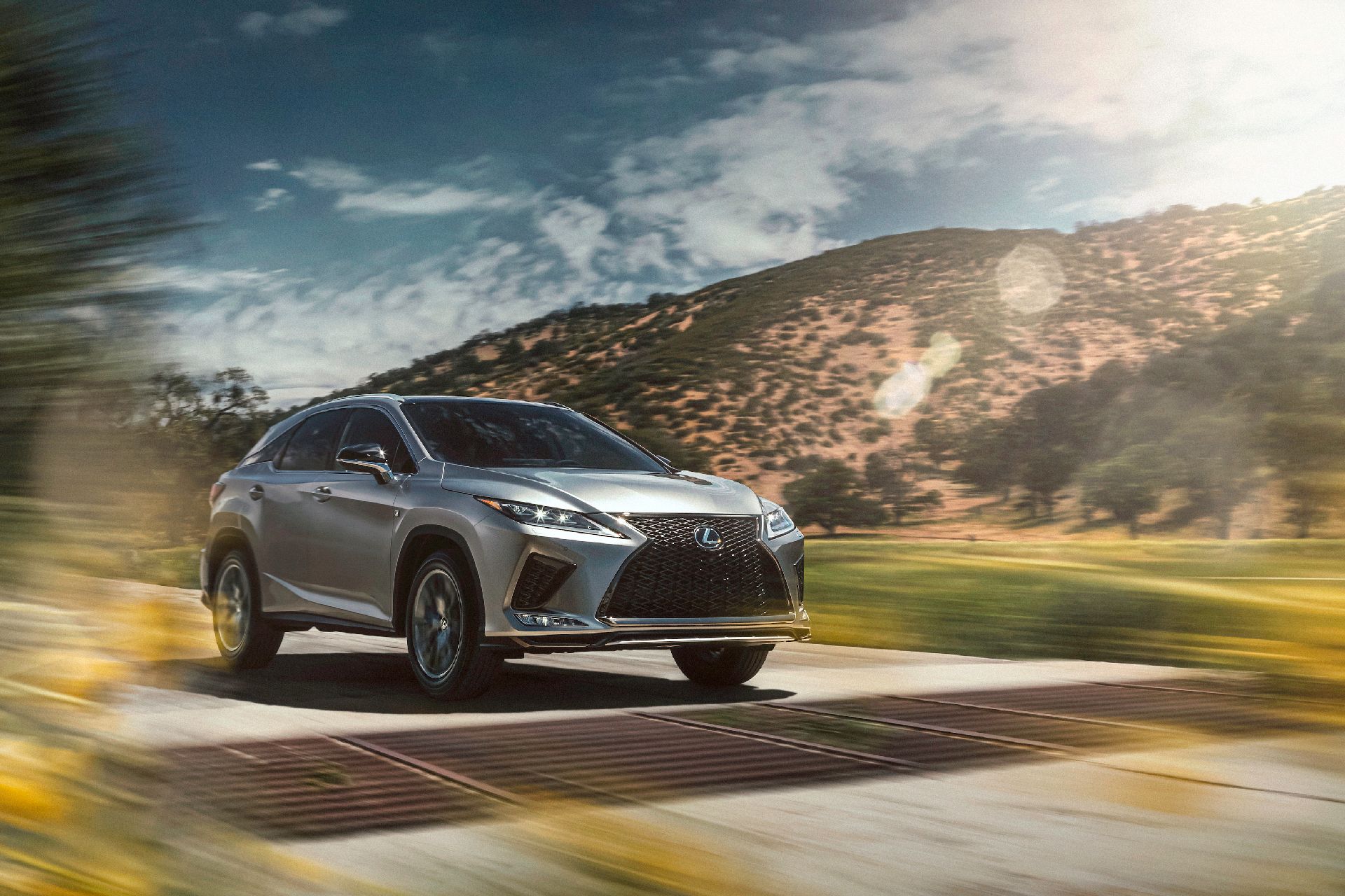 2020 Lexus RX Gets Revised Looks And A Touchscreen Along With Apple CarPlay And Android Auto