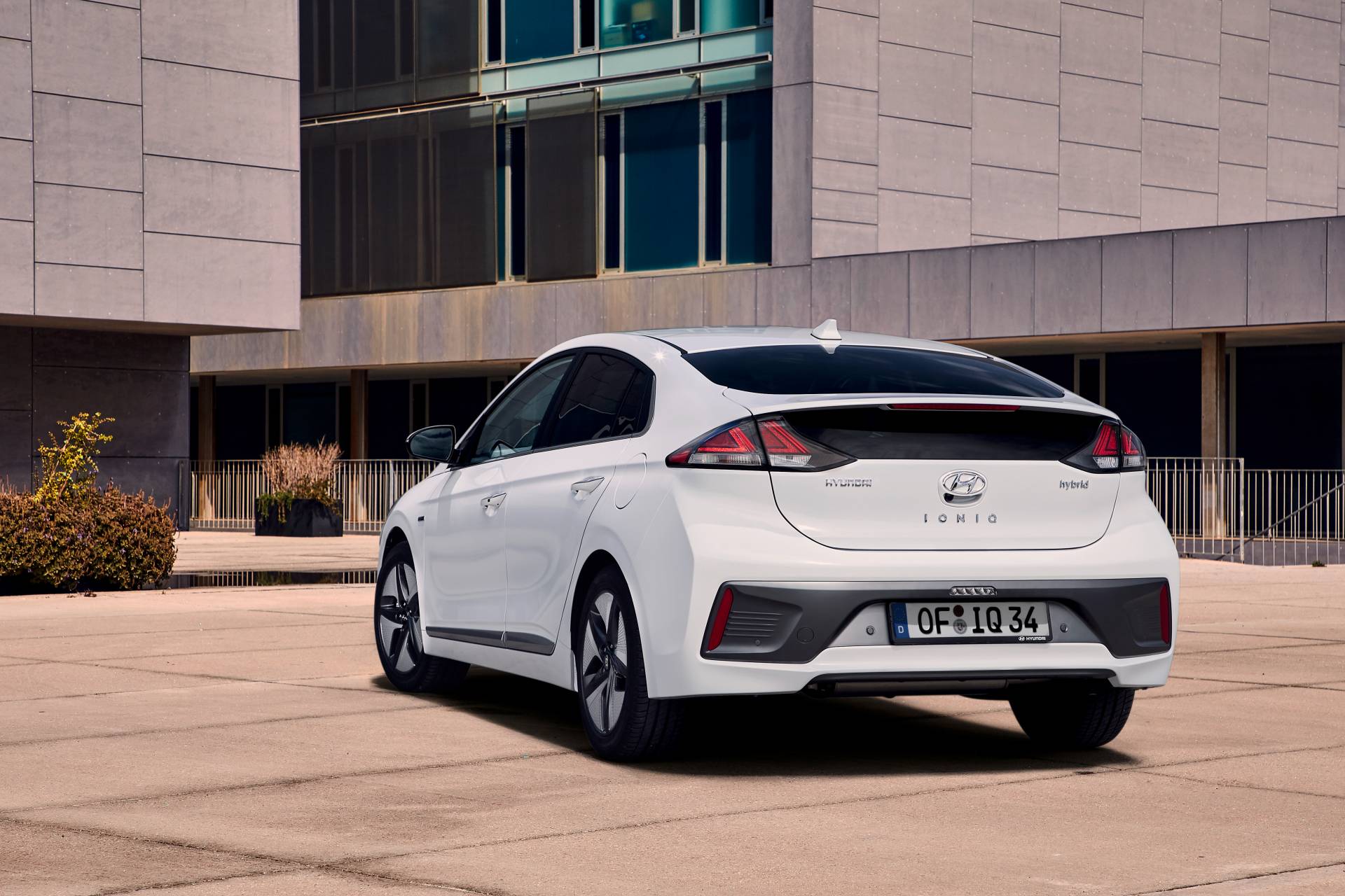 2020 Hyundai Ioniq Hybrid 4 2020 Hyundai Ioniq Family Gains Design And Tech Updates, Bigger Battery For EV