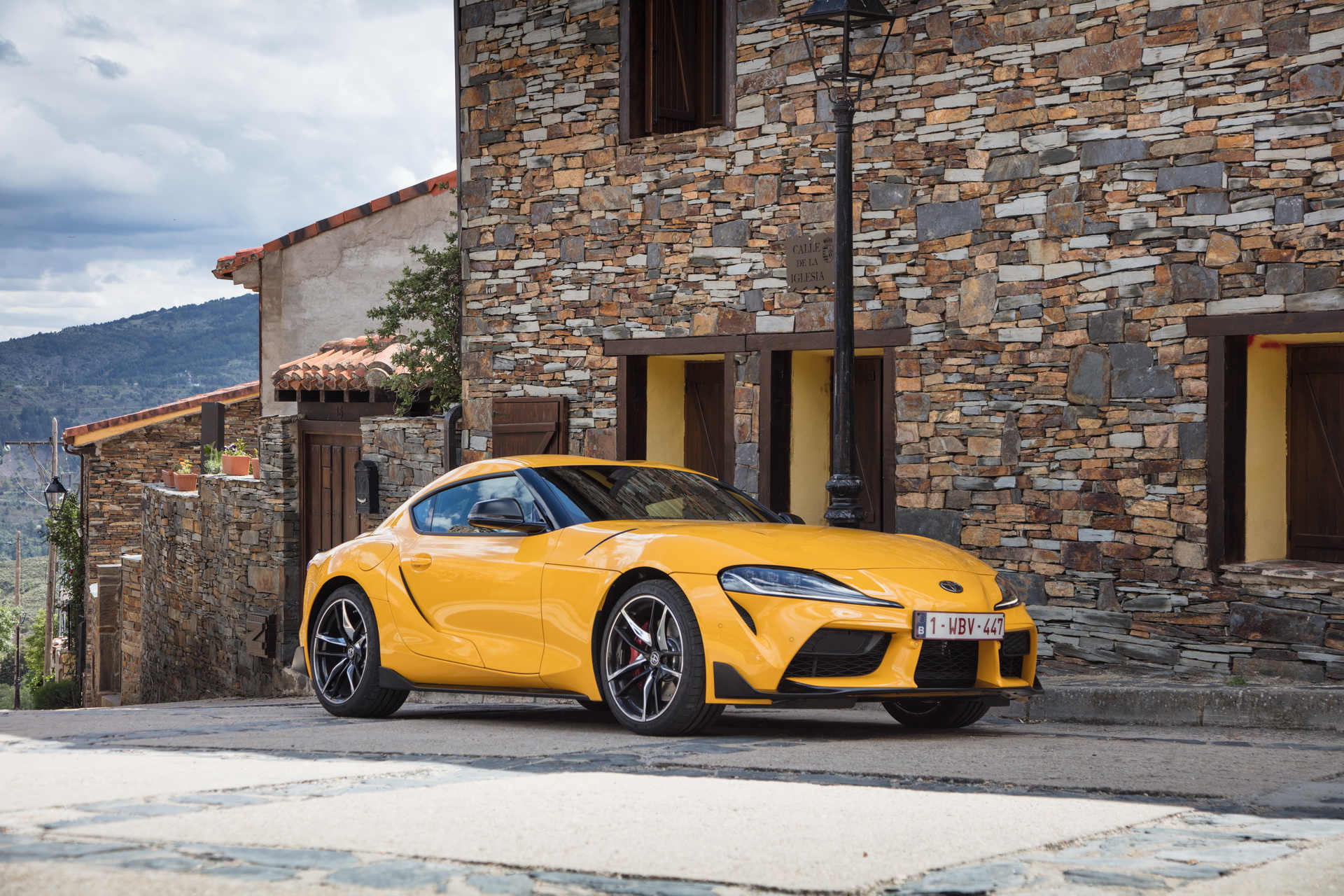 2019-Toyota-GR-Supra-08 Europe’s 2019 Toyota Supra Detailed In 107 Images