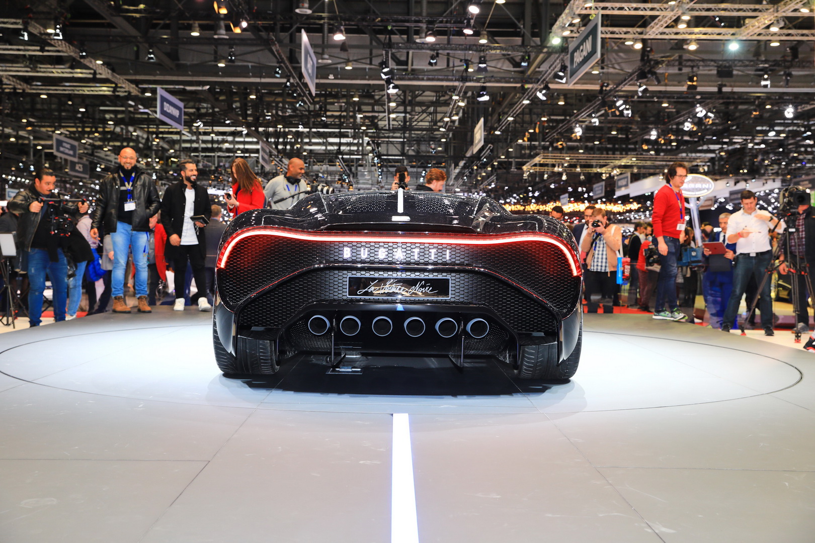 bugatti la voiture noire cr7 12 Cristiano Ronaldo Is Reportedly The Owner Of Bugatti’s One-Of-One La Voiture Noir