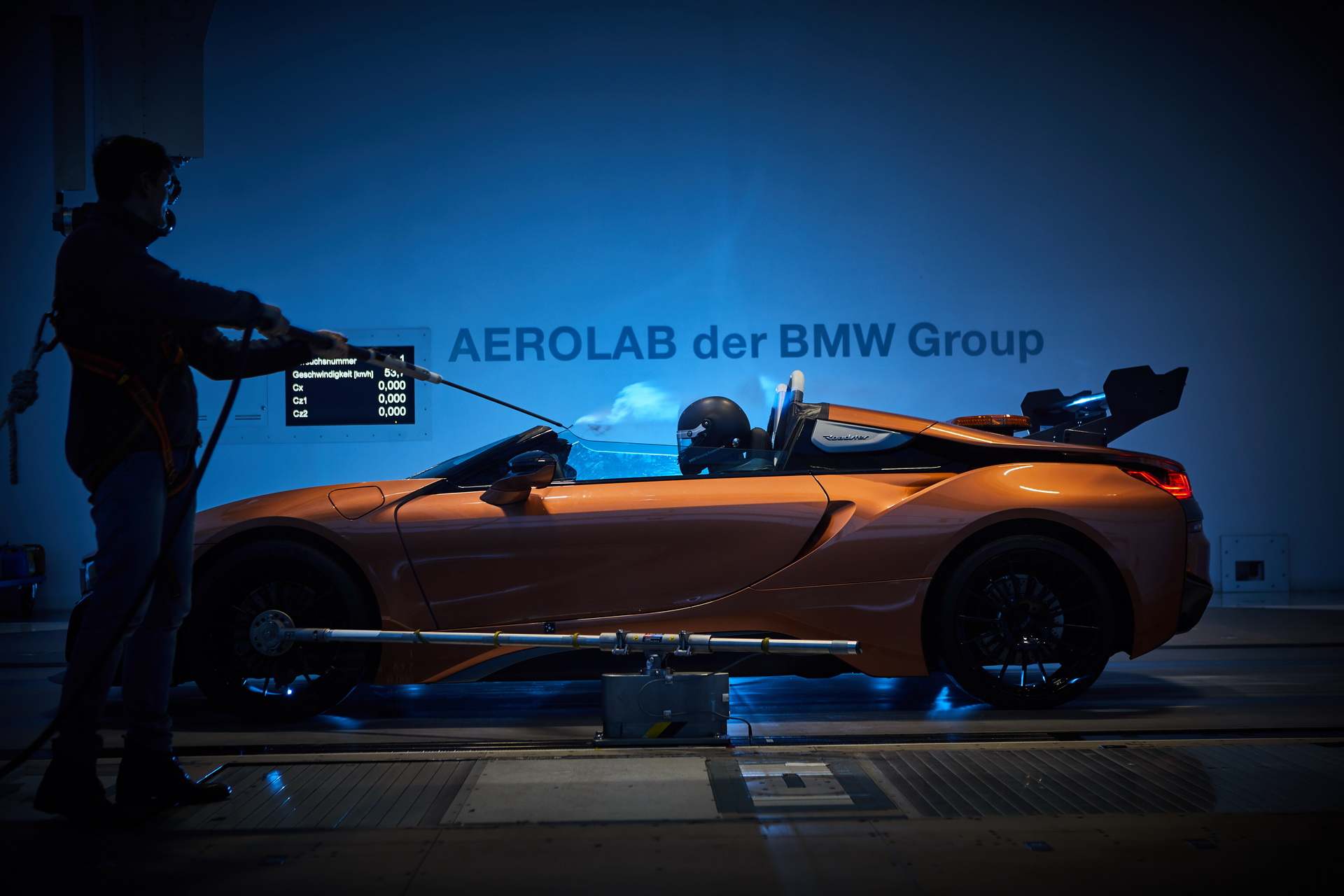 BMW-i8-Roadster-Safety-Car-40 BMW Makes i8 Roadster A Speedster For Formula E’s New Safety Car