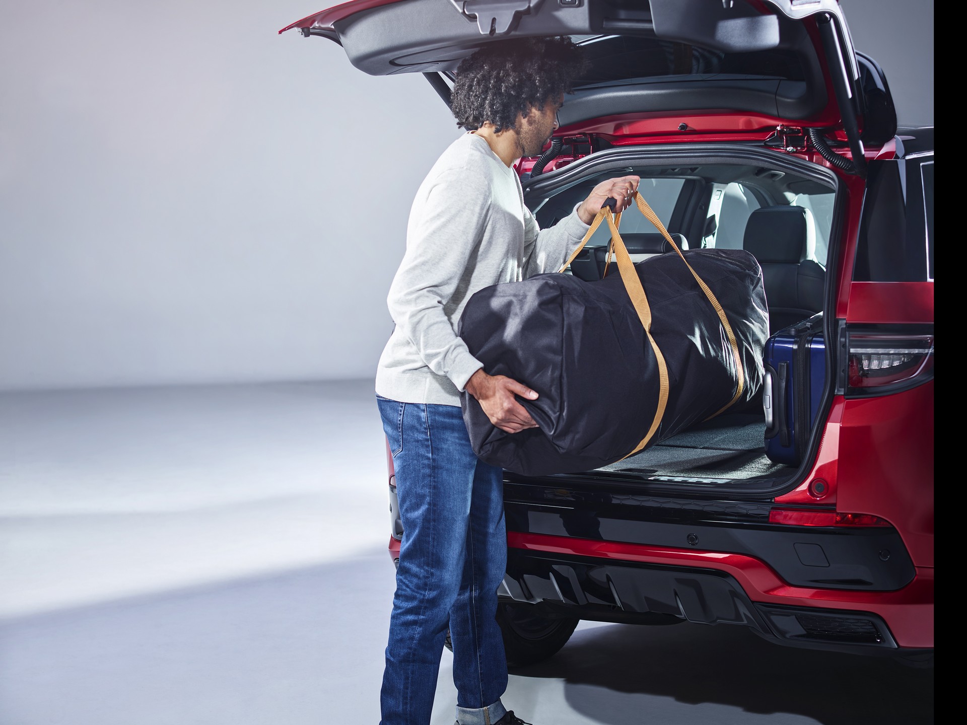 2020 Land Rover Discovery Sport Facelift Debuts With New Styling And Mild-Hybrid Powertrain