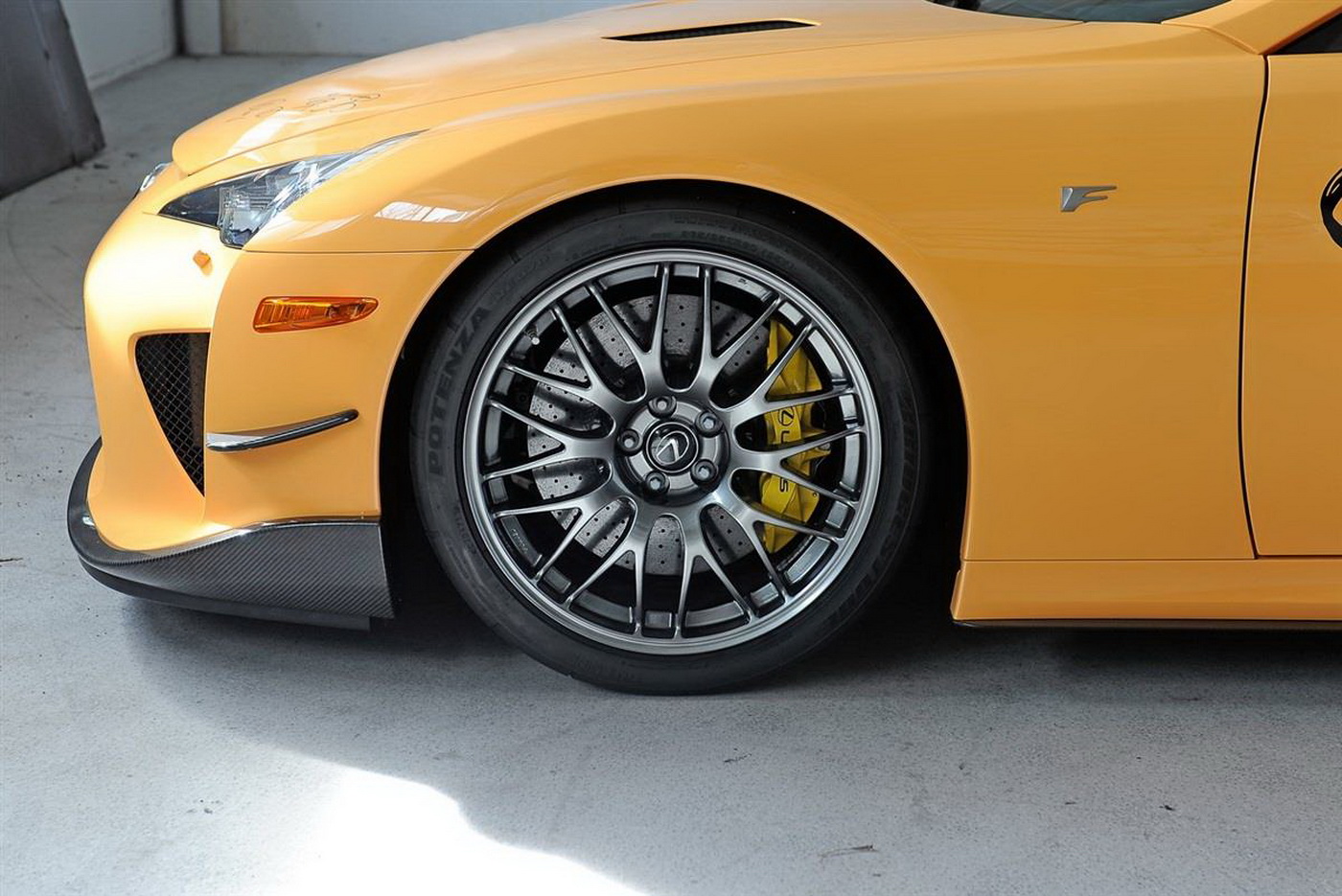 Lexus-LFA-Nurburgring-14 Repossessed Lexus LFA Nürburgring Edition Shows Up For Sale