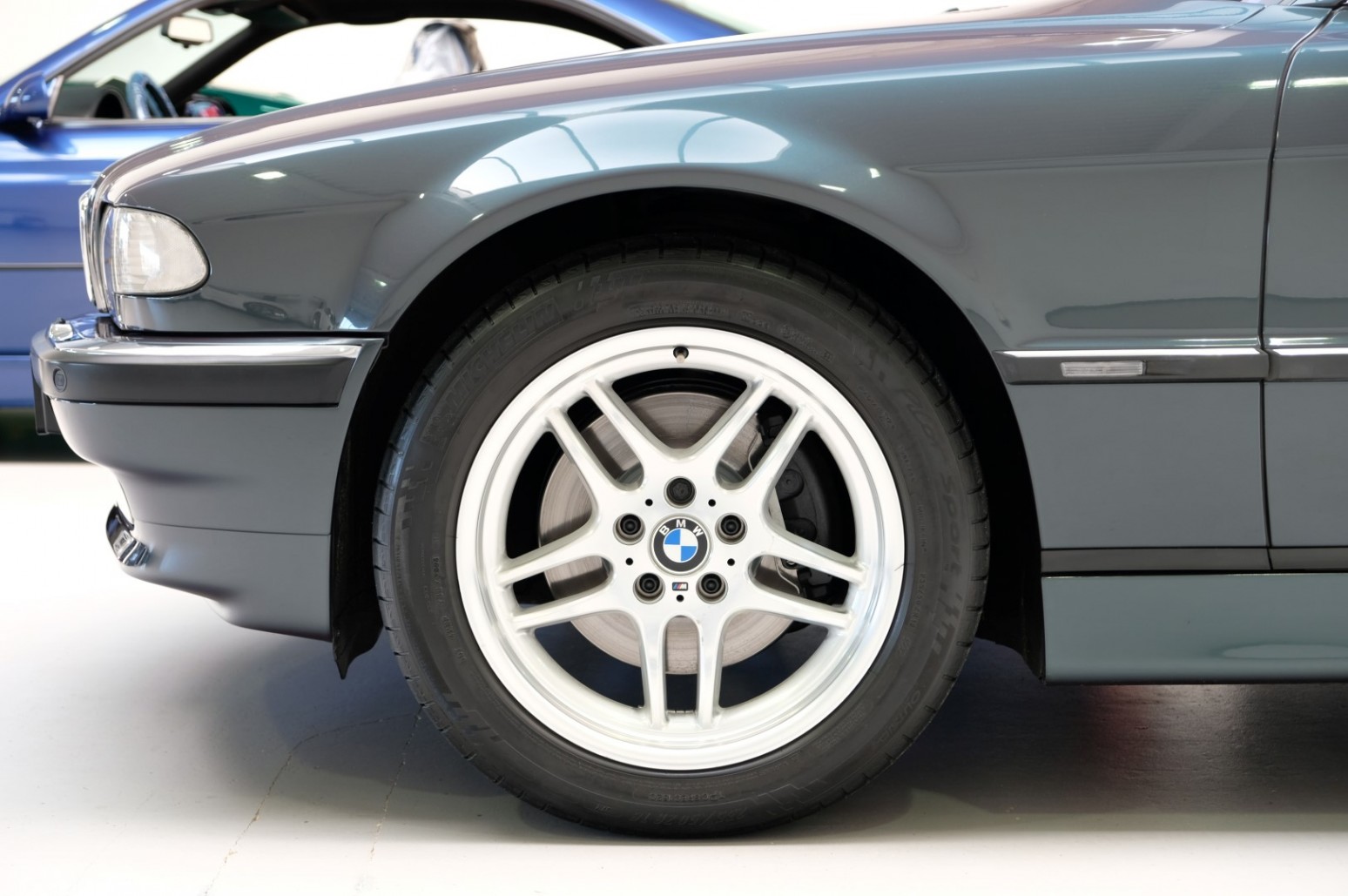 1999 bmw 750il 6 Get Your 1990s BMW Fix With These Beautiful Individual 850Ci And 750iL