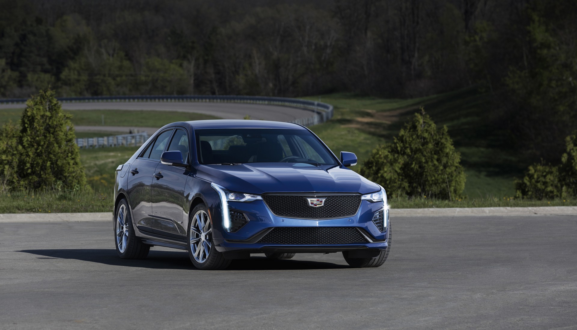 2020 Cadillac CT4-V Is Larger Outside, Smaller Inside Than ATS