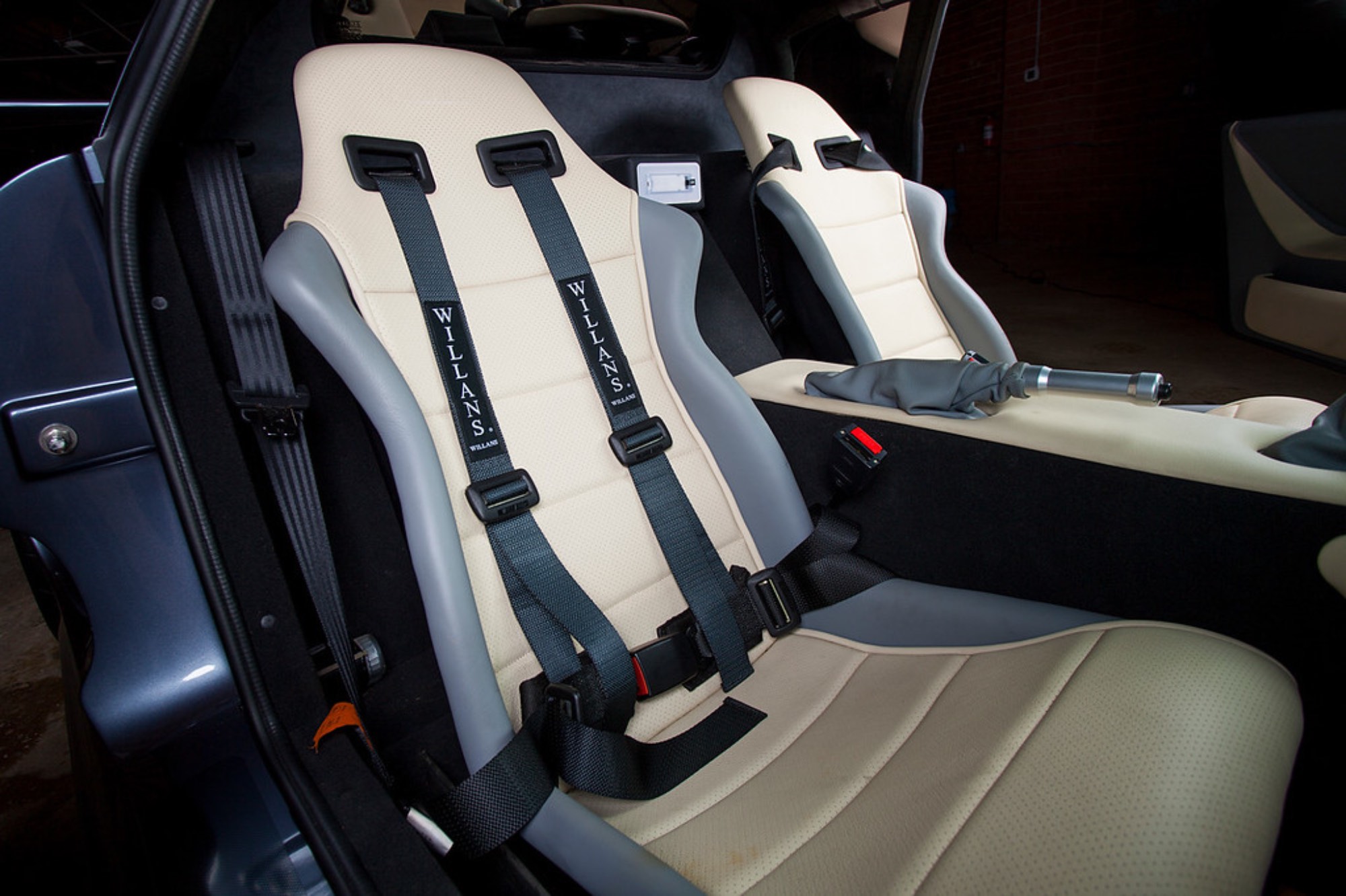 2005 Noble M12 GTO-3R Is For The Hardcore Driving Enthusiast