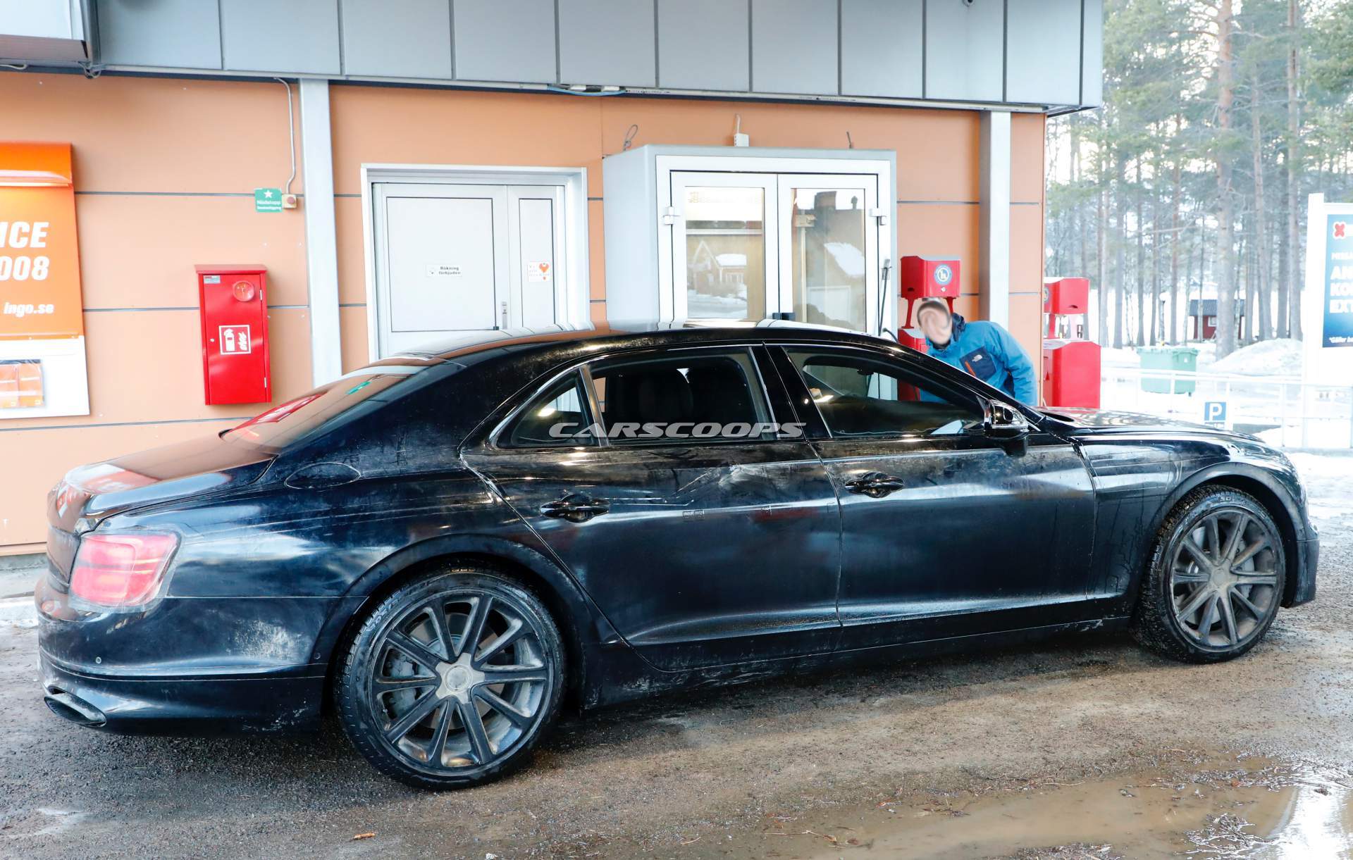 2020 bentley continental flying spur interior tease 13 Bentley Teases New Flying Spur’s 3D Textured Leather Upholstery