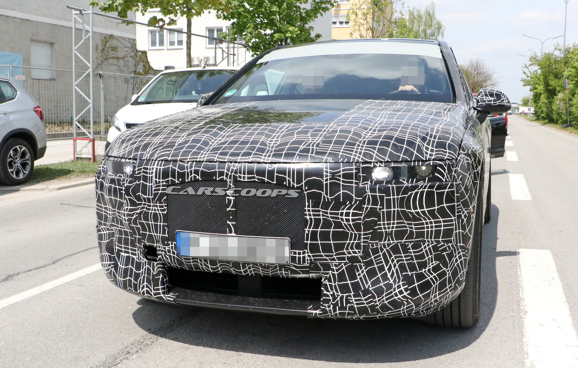 BMW-iNext-03 2021 BMW iNext Electric SUV Shows Off Unique Interior Layout