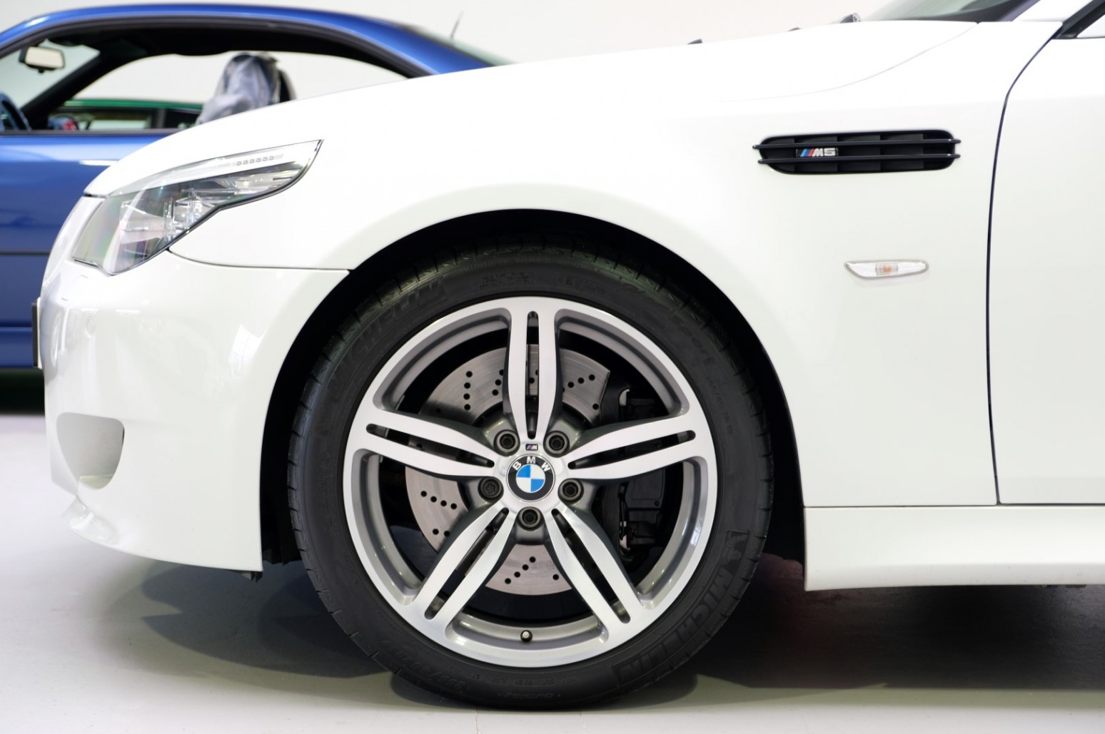 bmw m5 touring e61 9 BMW M5 Touring Is For Petrolhead Soccer Dads Who Dislike Fast SUVs