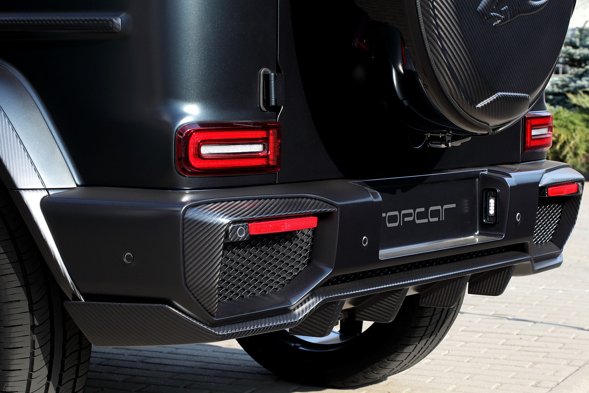 topcar mercedes amg g63 inferno carbon 16 Mercedes-AMG G63 Straps On TopCar’s $45K ‘Inferno’ Body Kit