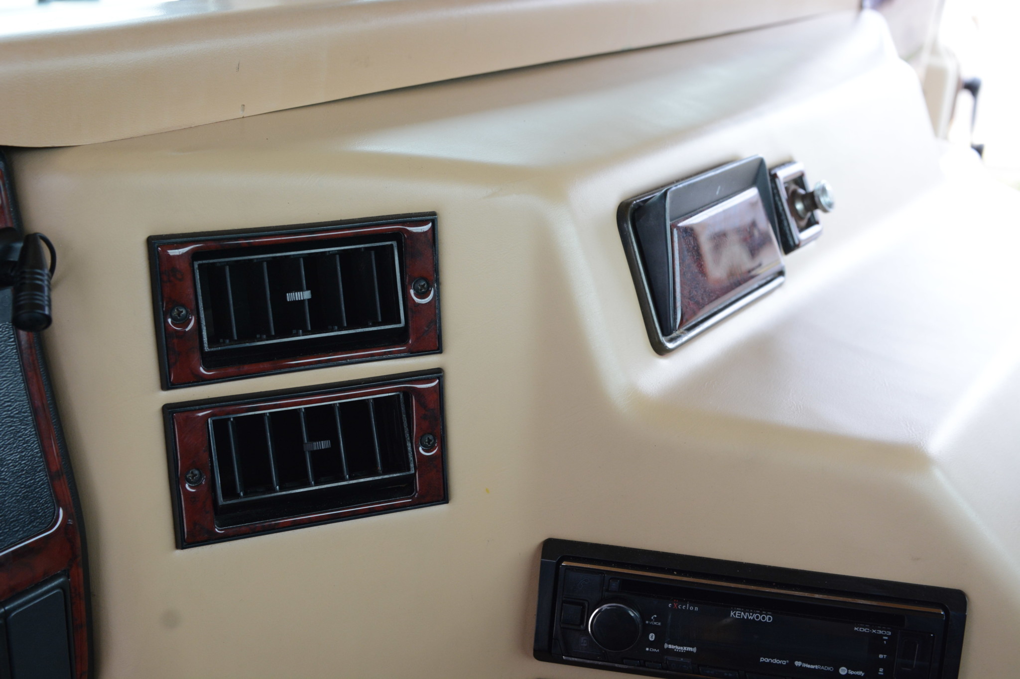 Hummer H1 27 For $40k, Would You Pick This Hummer H1 Pickup Or A Jeep Gladiator?