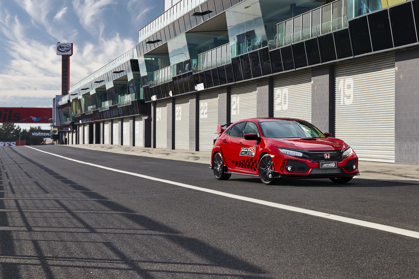 honda civic type r jenson button bathurst record 5 Honda Civic Type R Sets Lap Record At Bathurst For FWD Production Cars