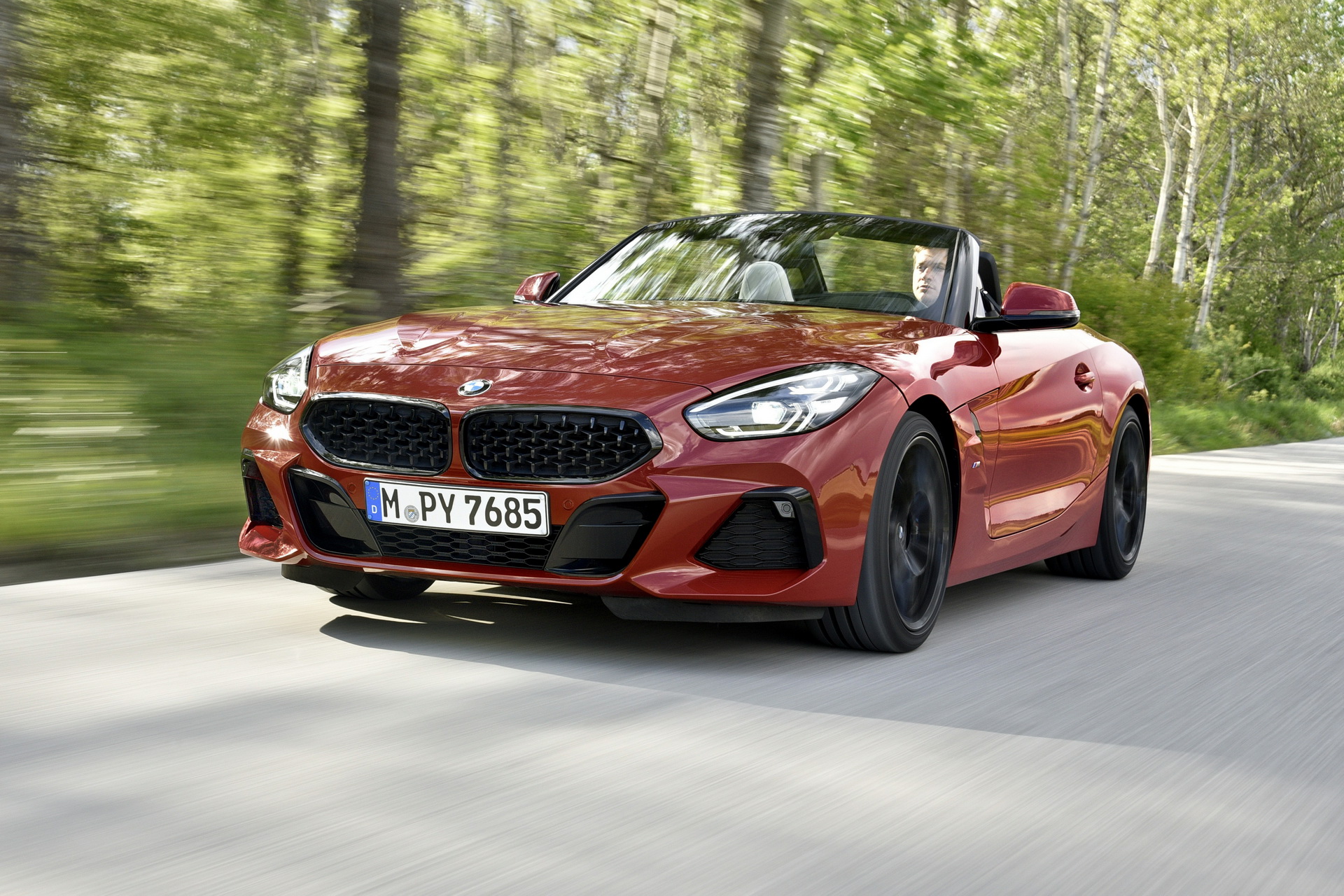 BMW-Z4-Roadster-01 Europe’s 2020 BMW M550i Gains 523HP Twin-Turbo V8 From M850i, Z4 Gets A Manual